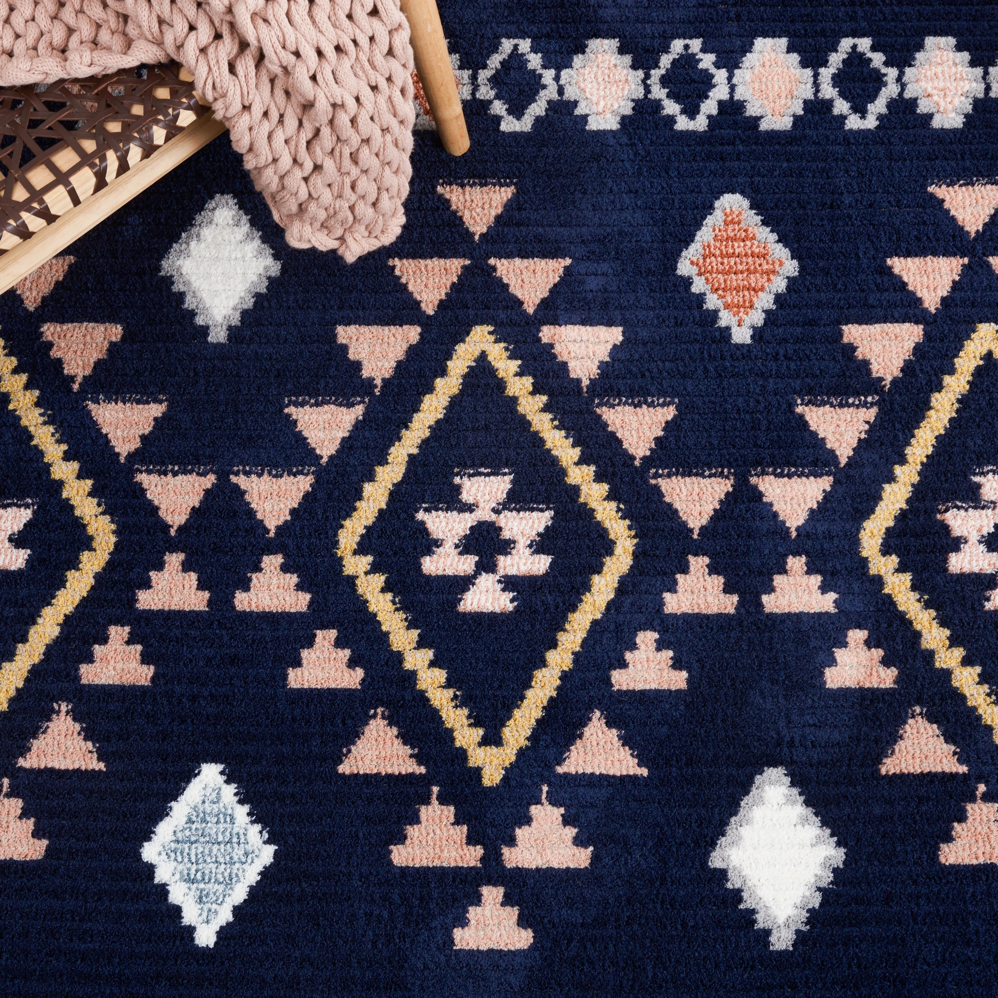 SAFAVIEH Handmade Marrakech Karey Traditional Rug