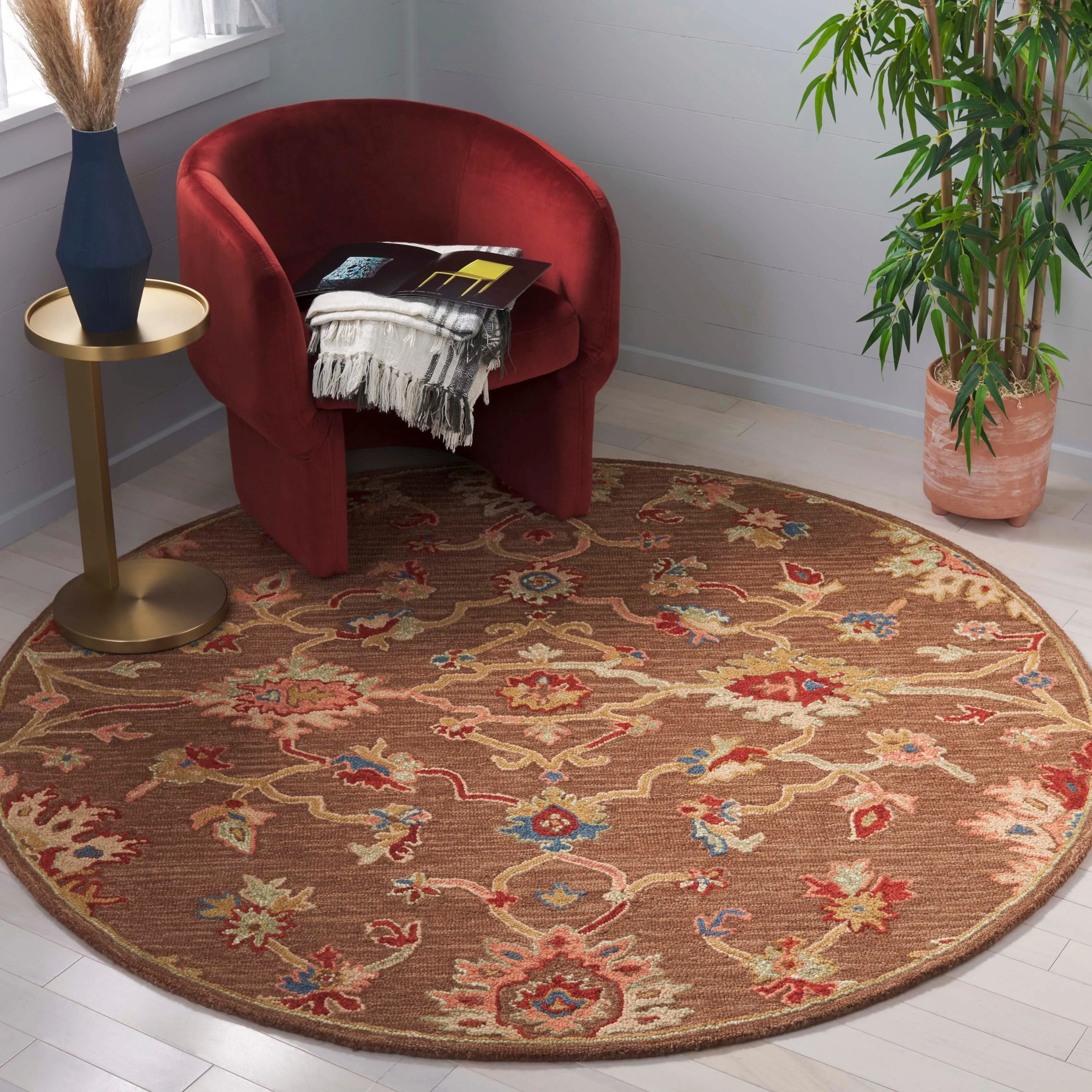 SAFAVIEH Handmade Metro Christele French Country Floral Wool Rug