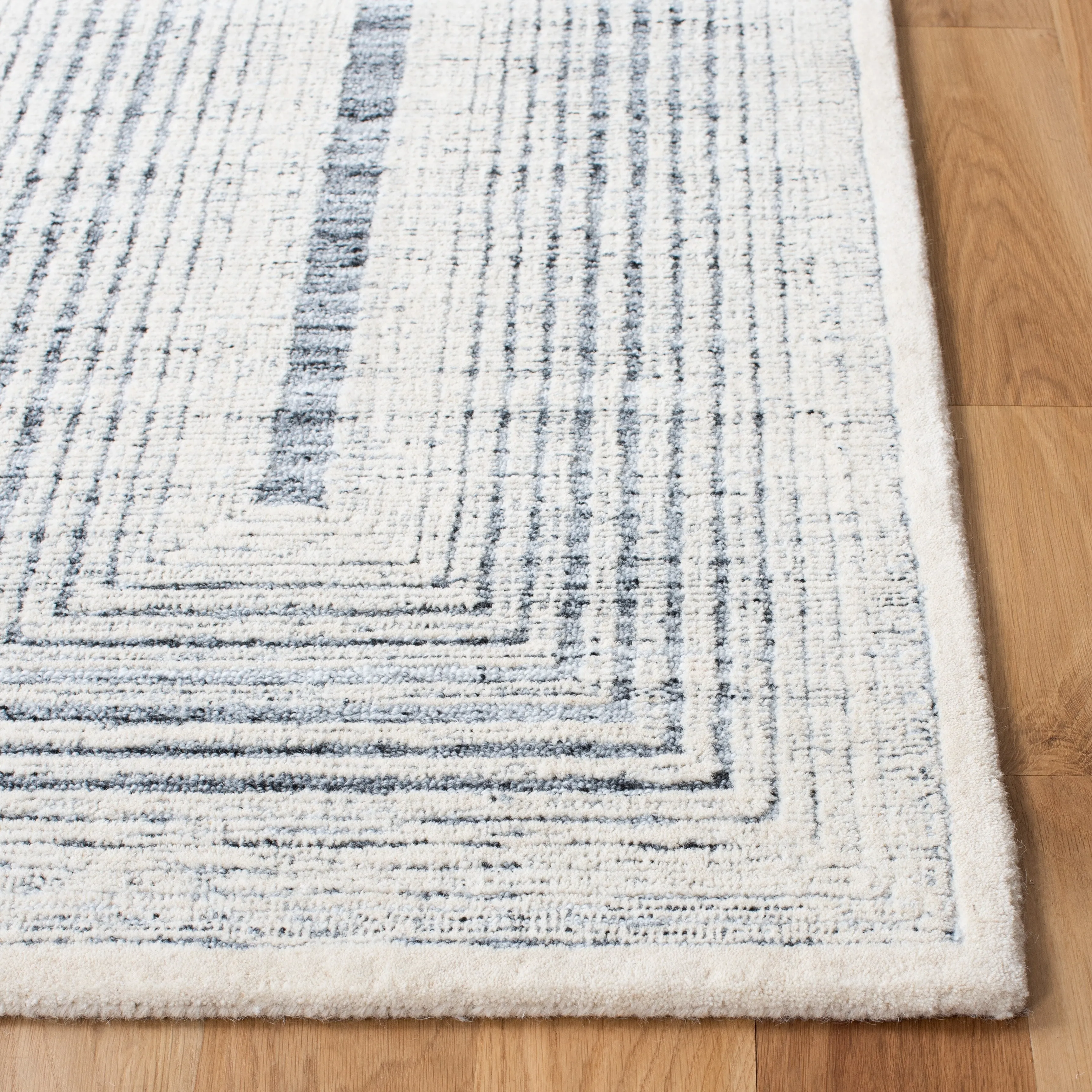 SAFAVIEH Handmade Metro Joele Modern Wool Rug