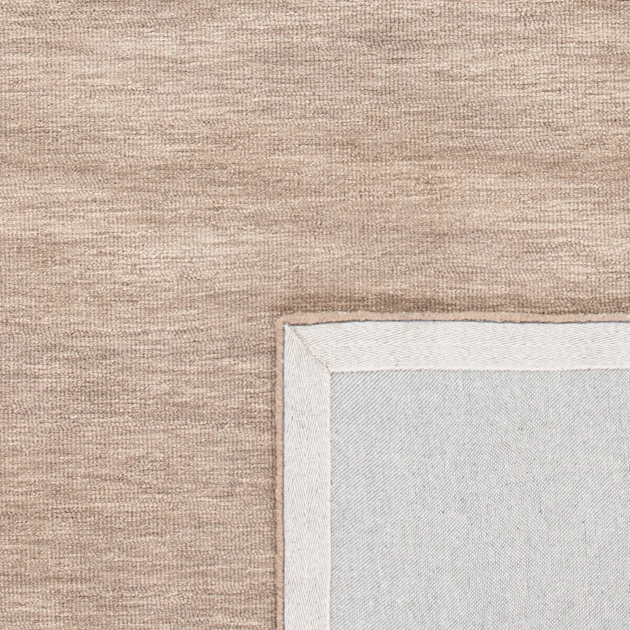 SAFAVIEH Handmade Metro Kikuko Stripe Wool Rug