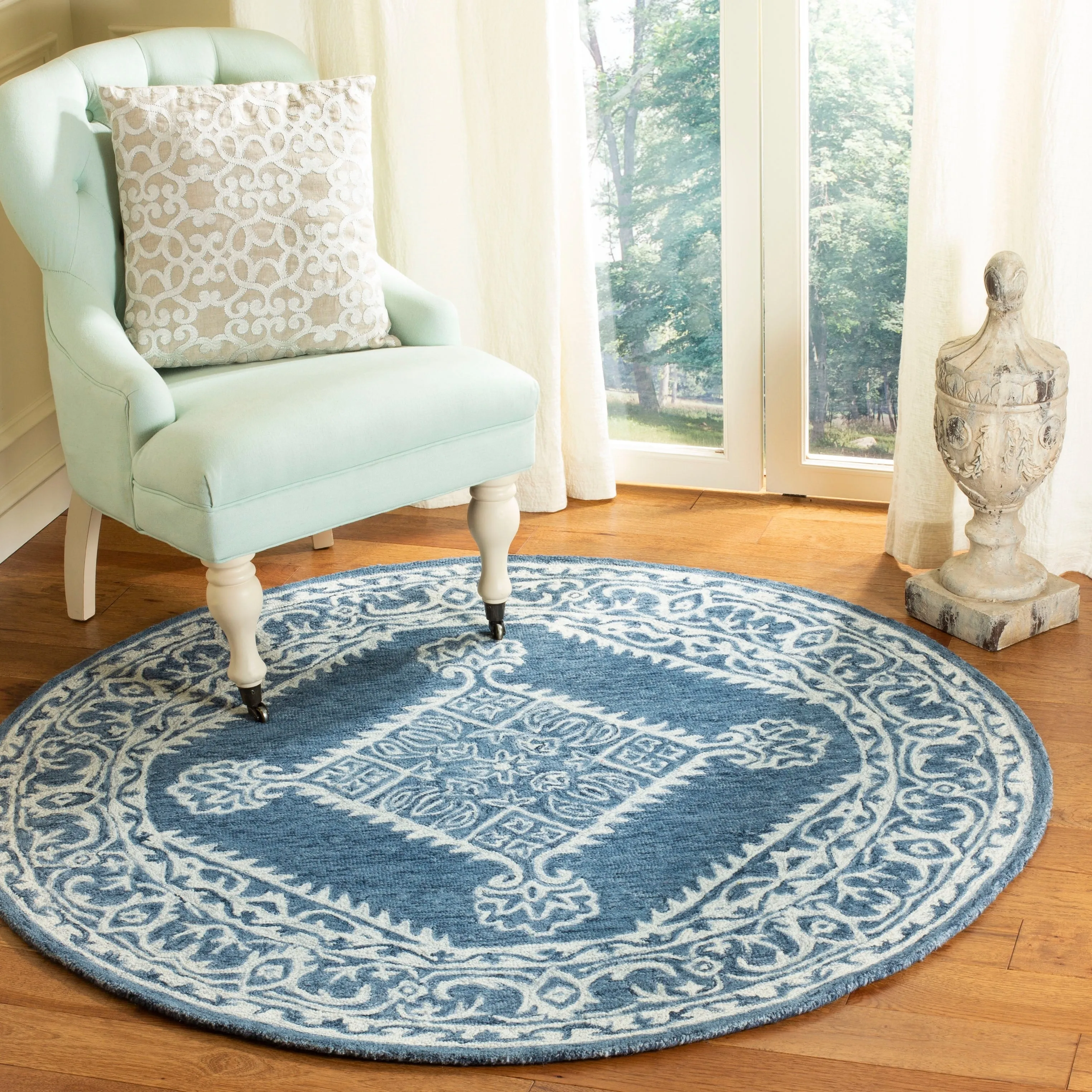 SAFAVIEH Handmade Micro-Loop Adje Wool Rug