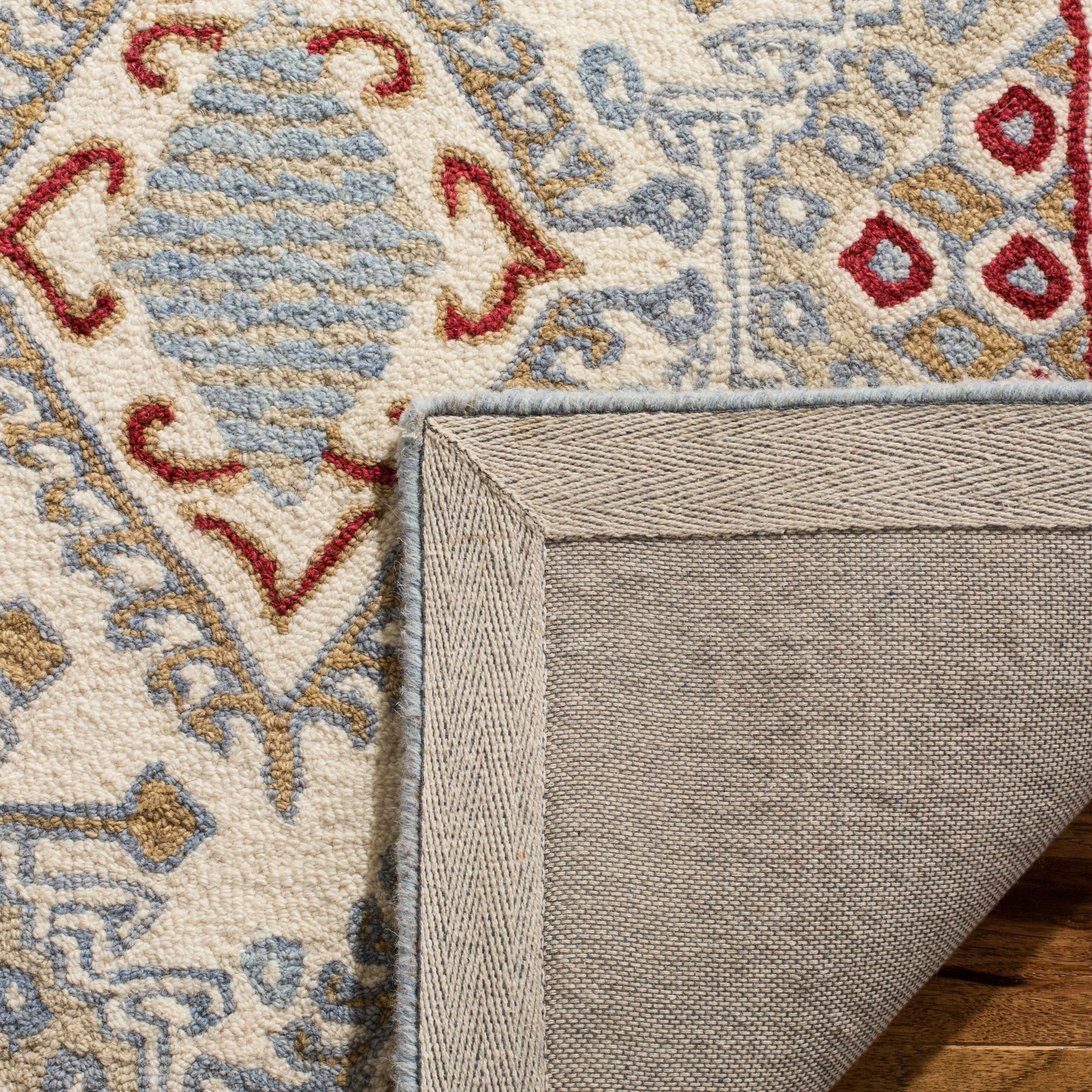SAFAVIEH Handmade Micro-Loop Anouschka Wool Rug