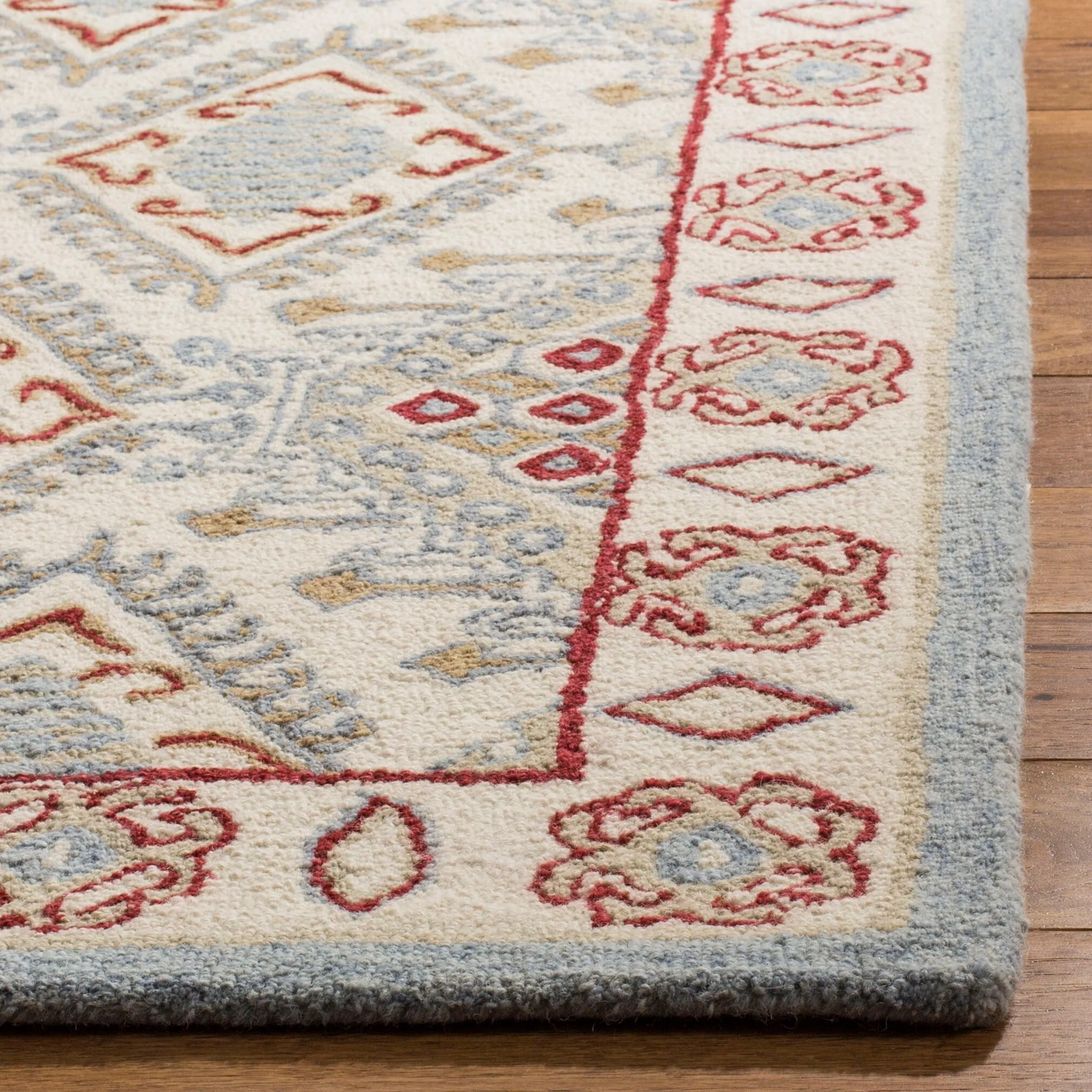 SAFAVIEH Handmade Micro-Loop Anouschka Wool Rug