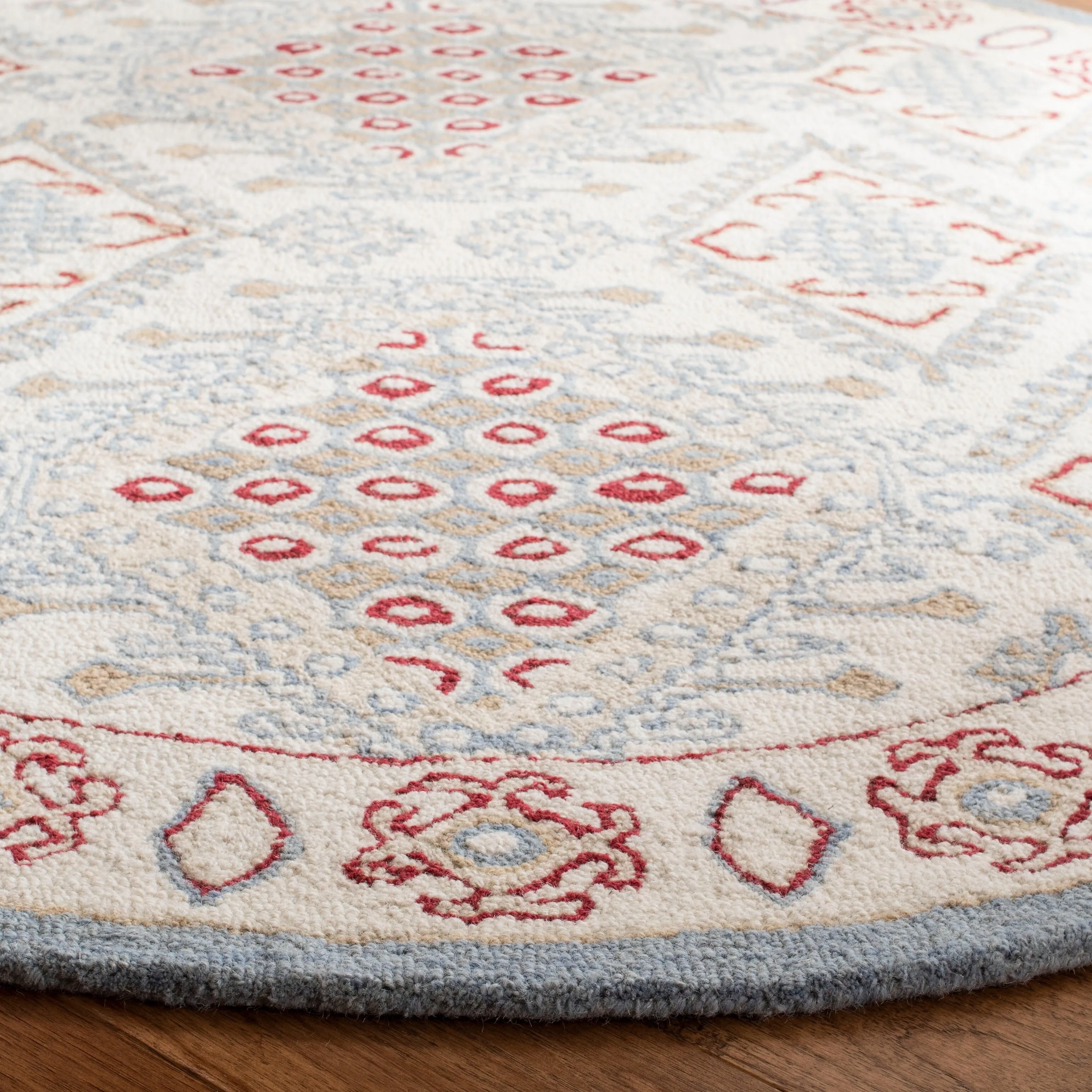 SAFAVIEH Handmade Micro-Loop Anouschka Wool Rug
