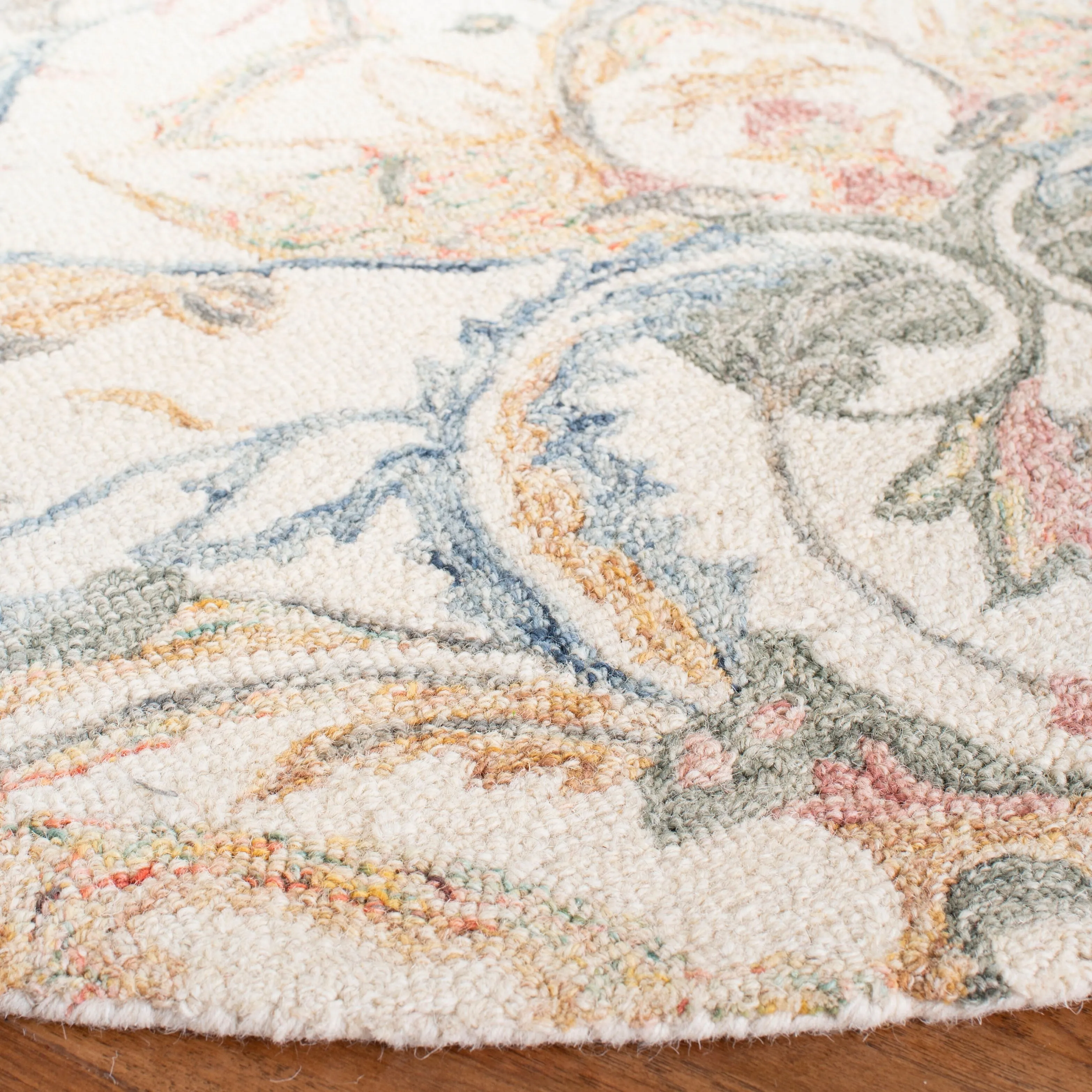 SAFAVIEH Handmade Micro-Loop Synnove Wool Rug