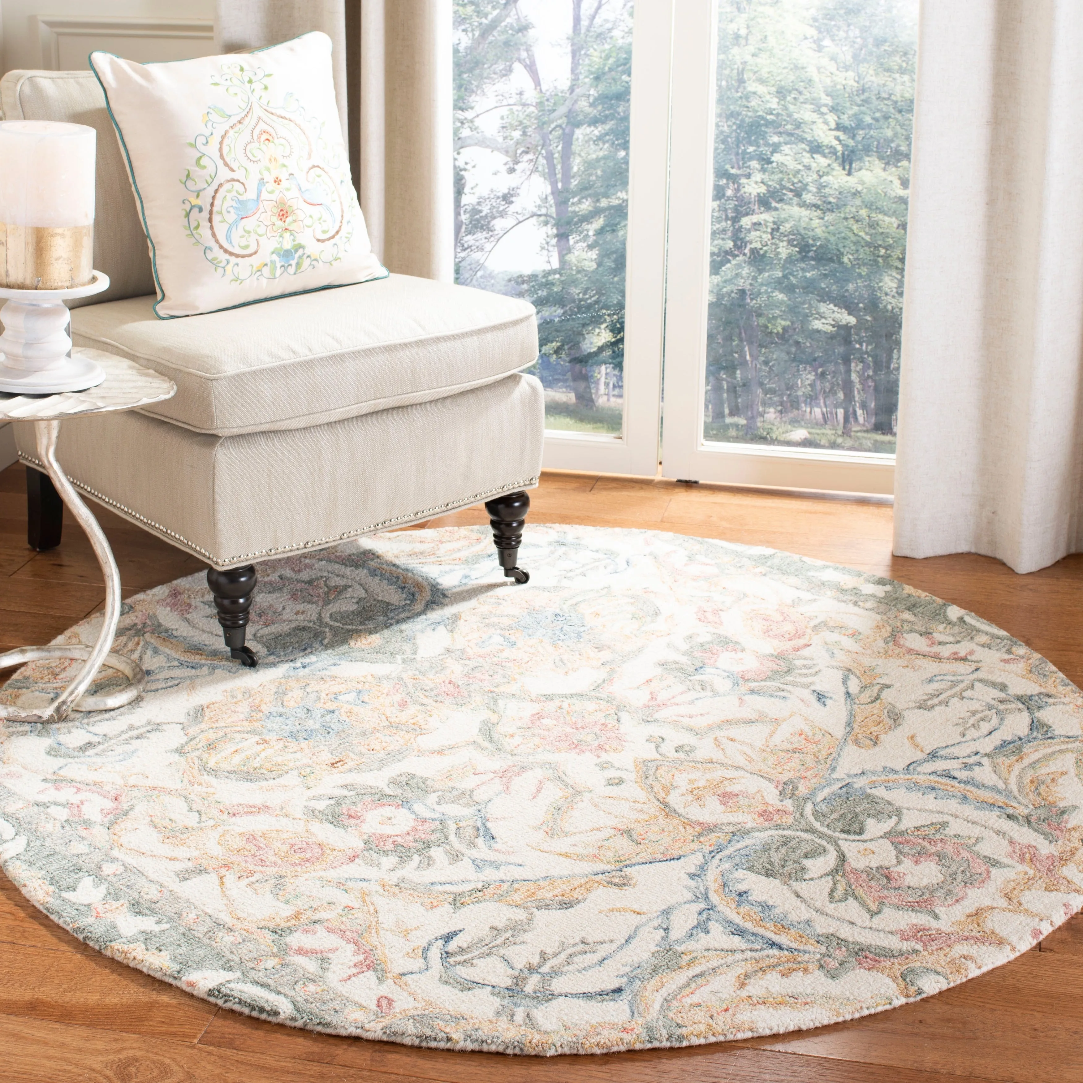 SAFAVIEH Handmade Micro-Loop Synnove Wool Rug