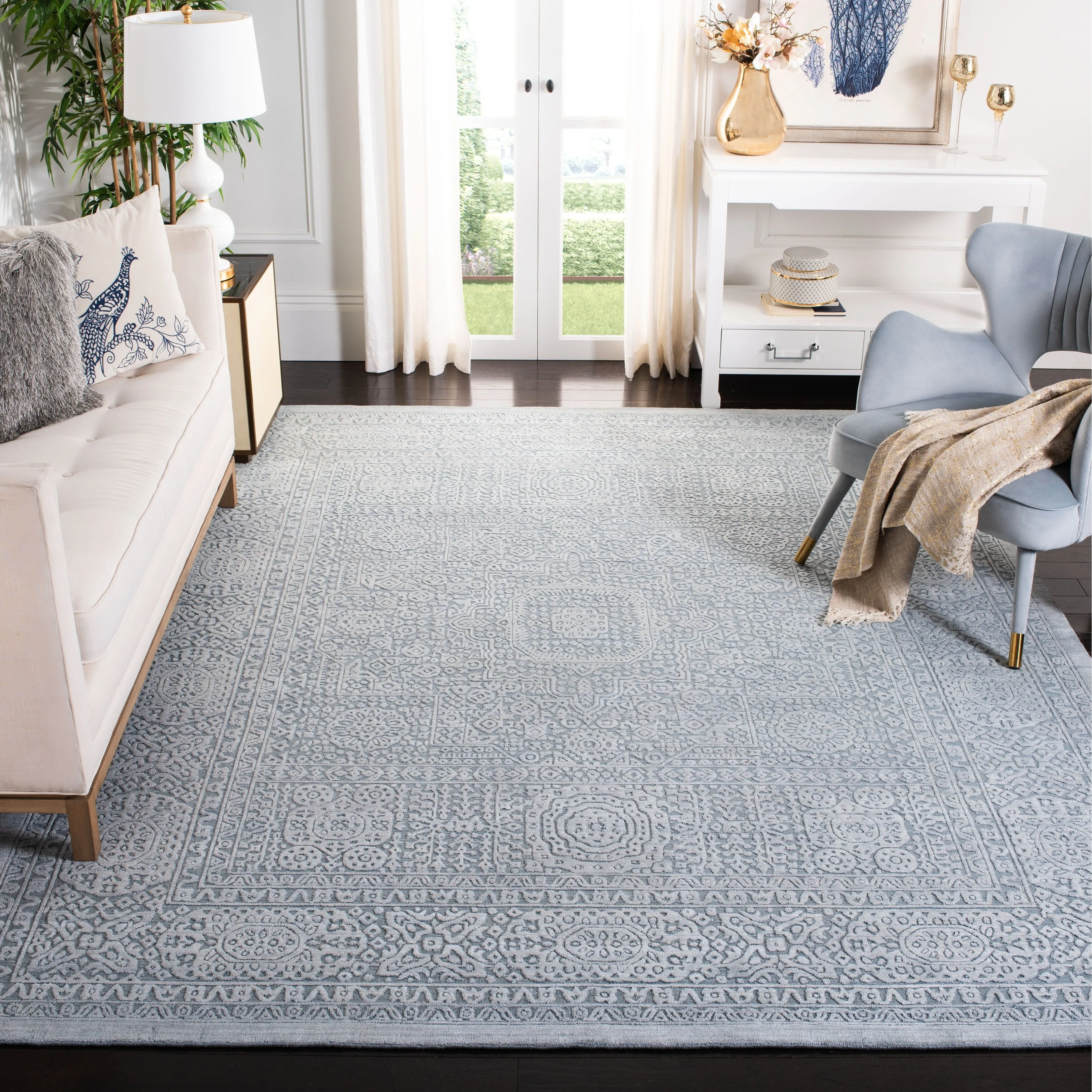 SAFAVIEH Handmade Mirage Vedia Modern Abstract Viscose Rug