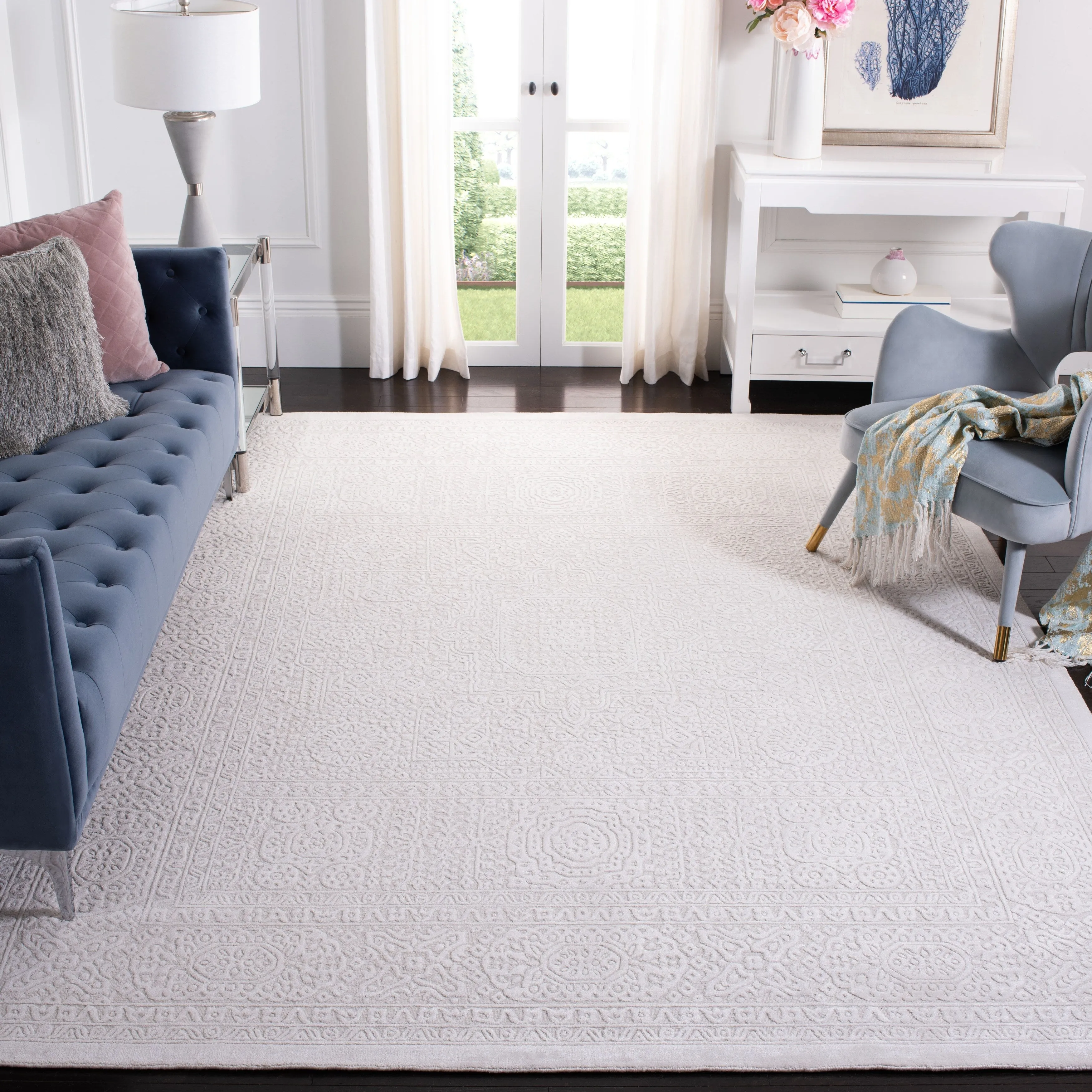 SAFAVIEH Handmade Mirage Vedia Modern Abstract Viscose Rug