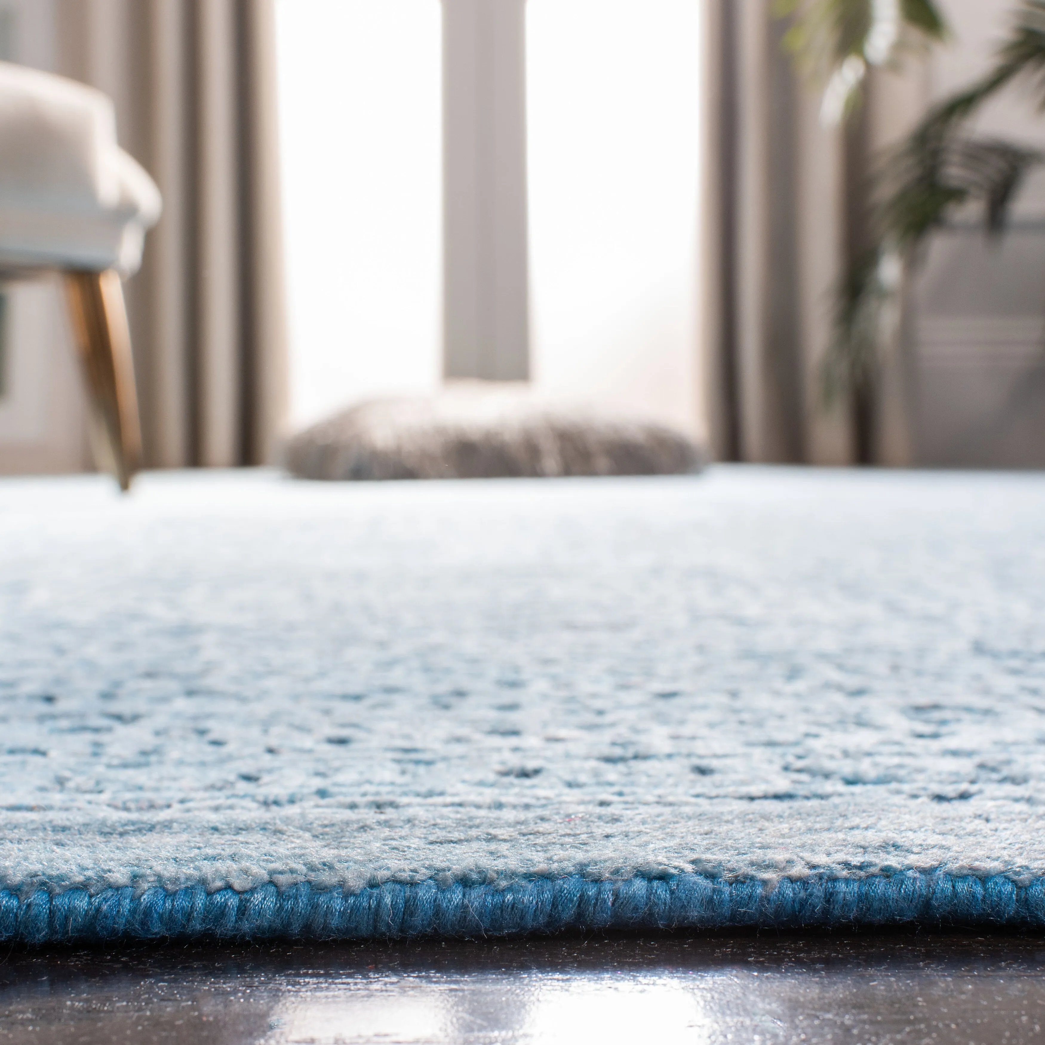SAFAVIEH Handmade Mirage Vedia Modern Abstract Viscose Rug