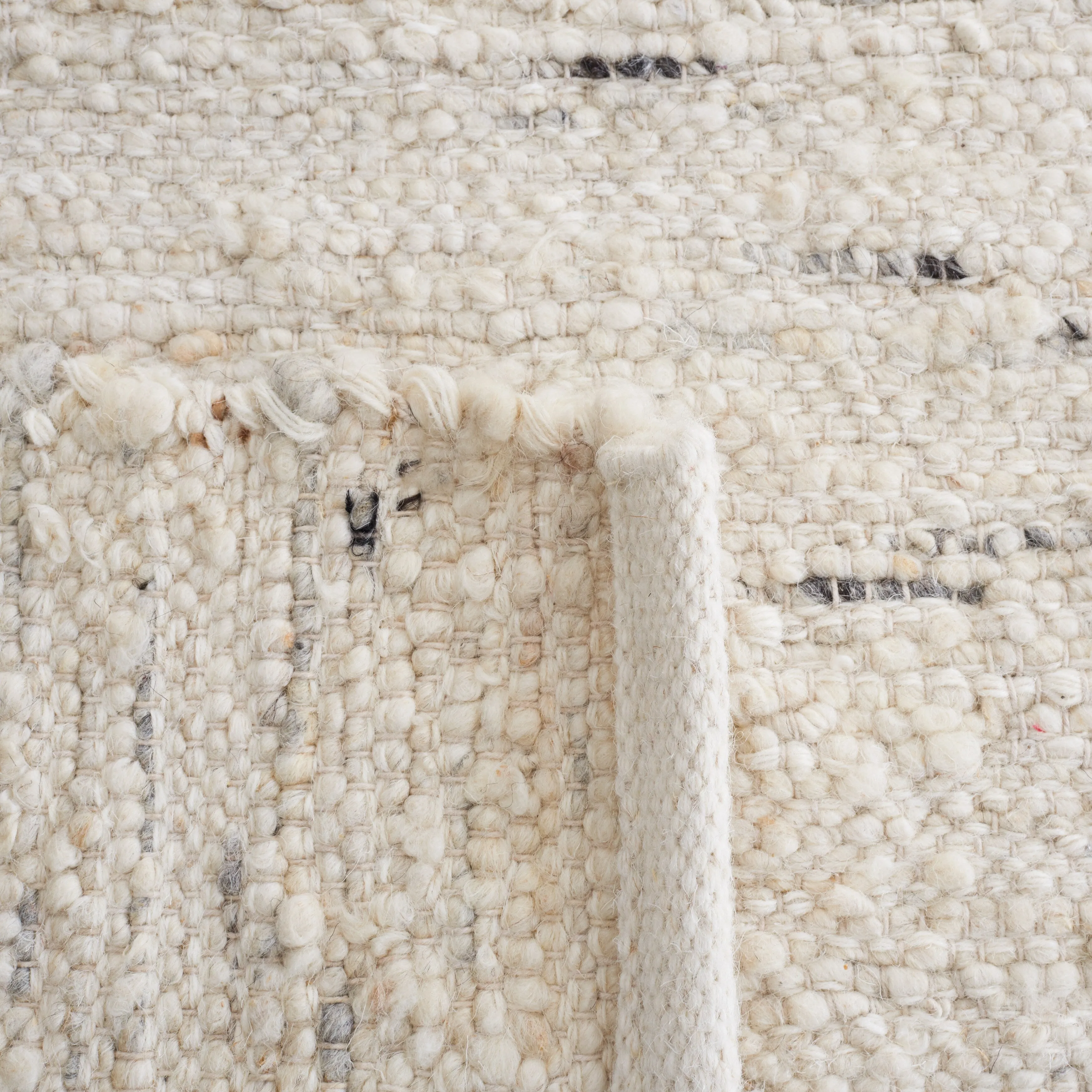 SAFAVIEH Handmade Natura Engelgard Wool Rug