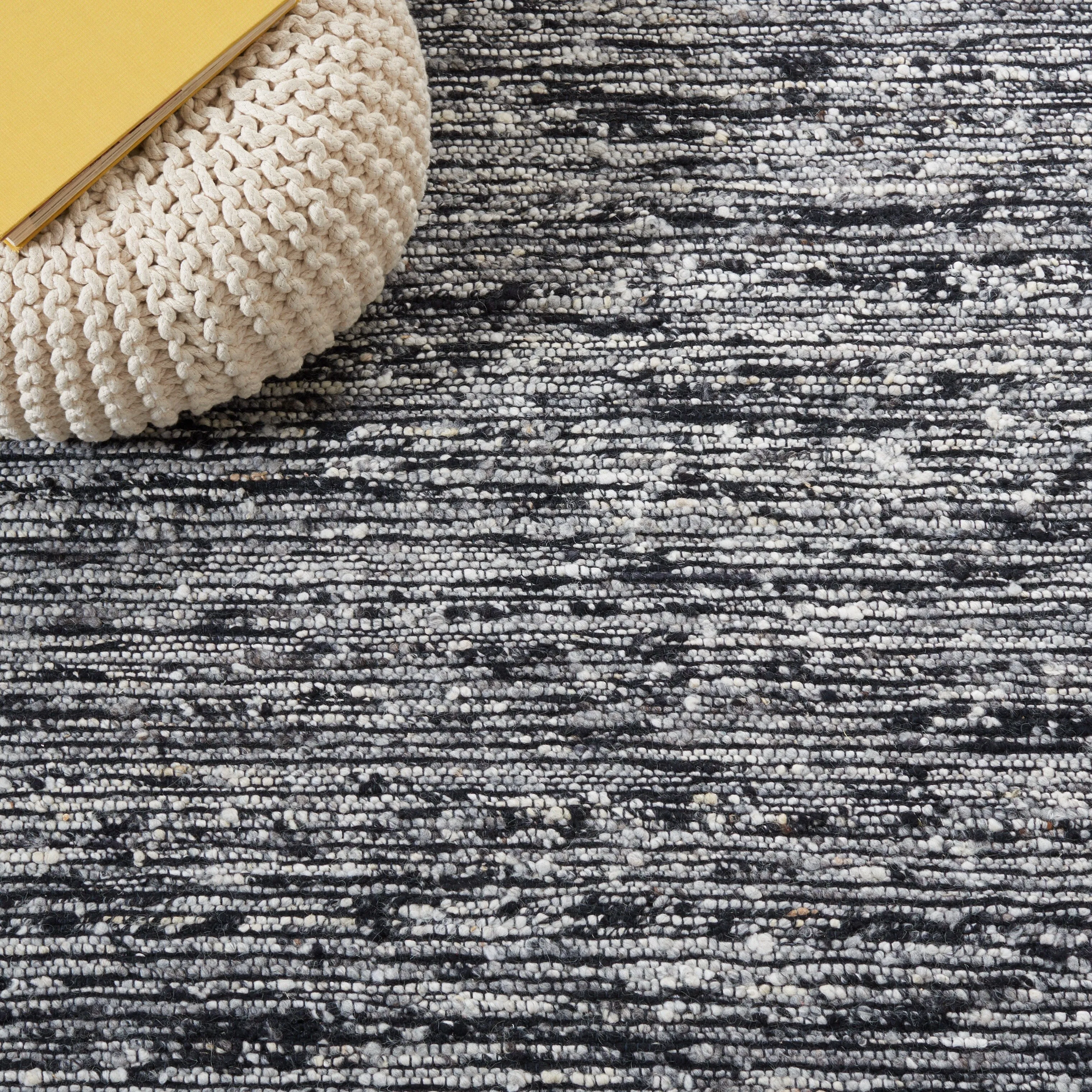 SAFAVIEH Handmade Natura Engelgard Wool Rug