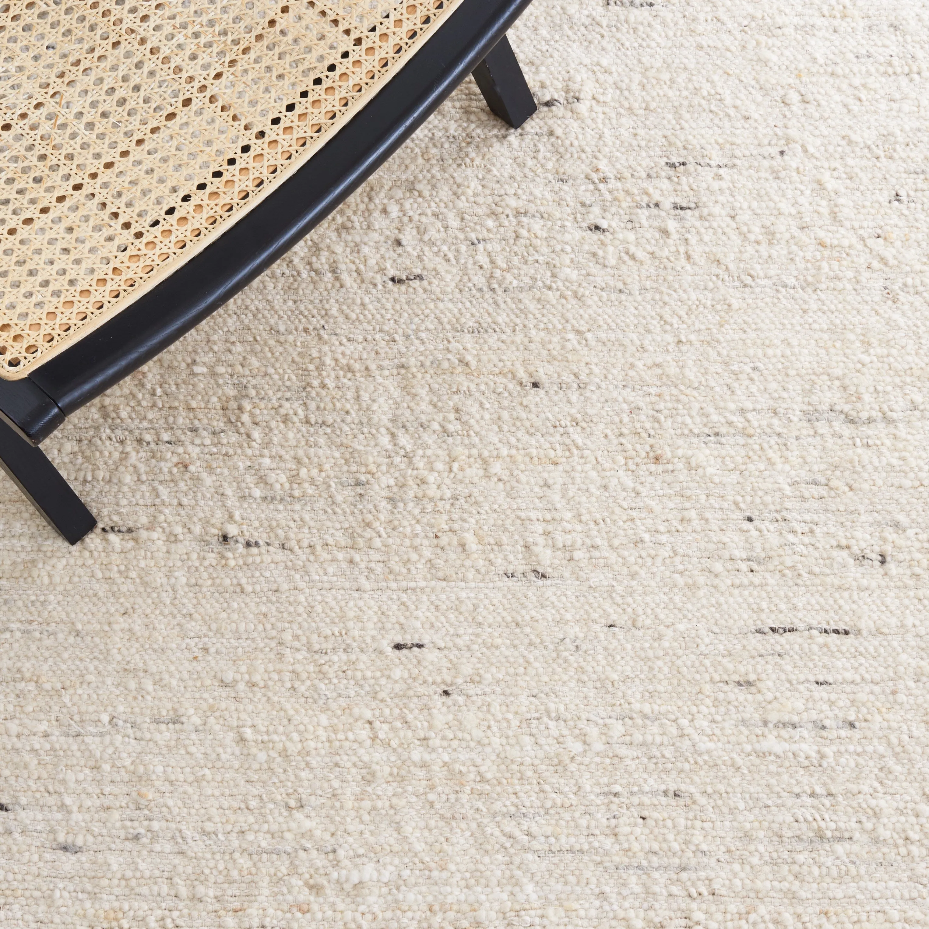 SAFAVIEH Handmade Natura Engelgard Wool Rug