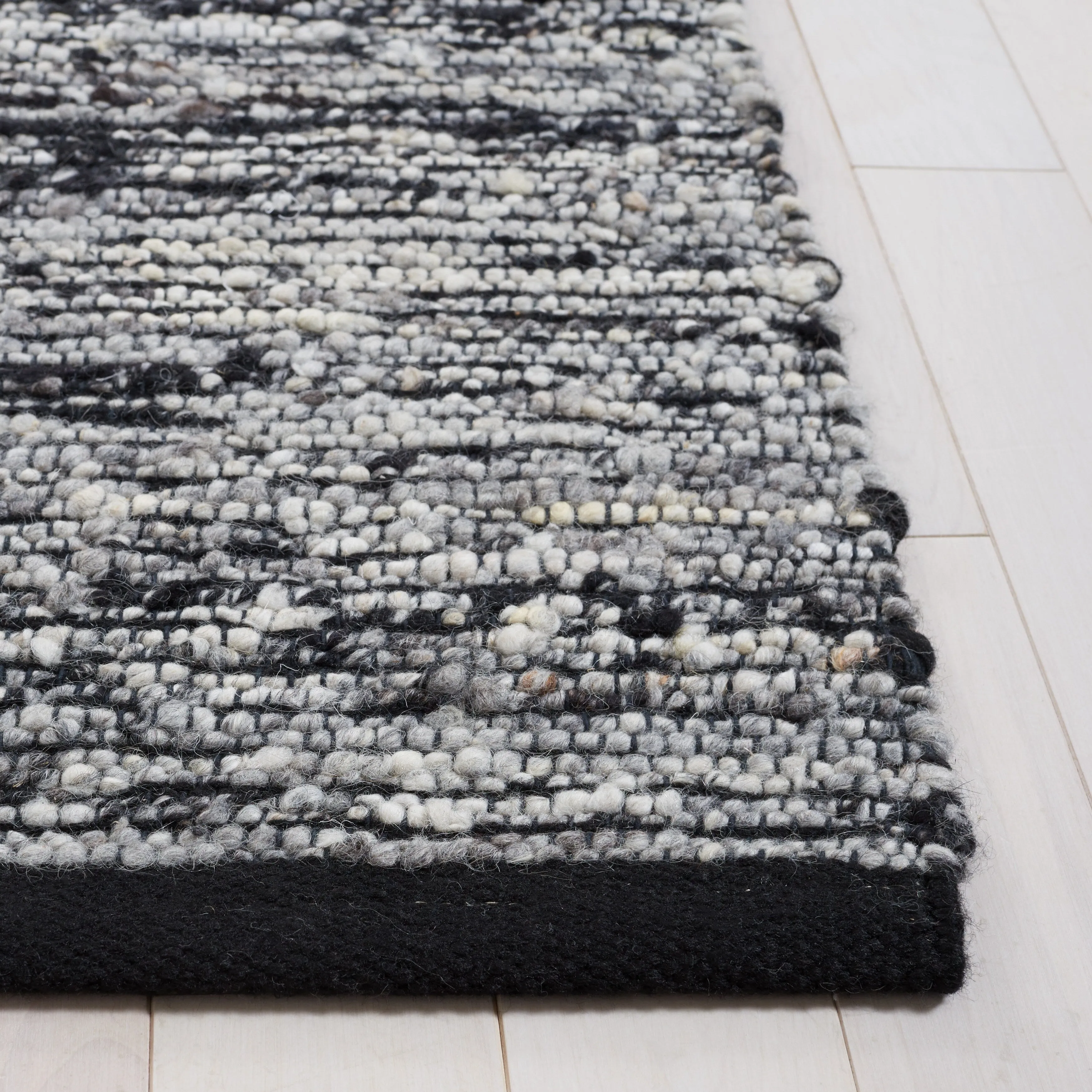 SAFAVIEH Handmade Natura Engelgard Wool Rug