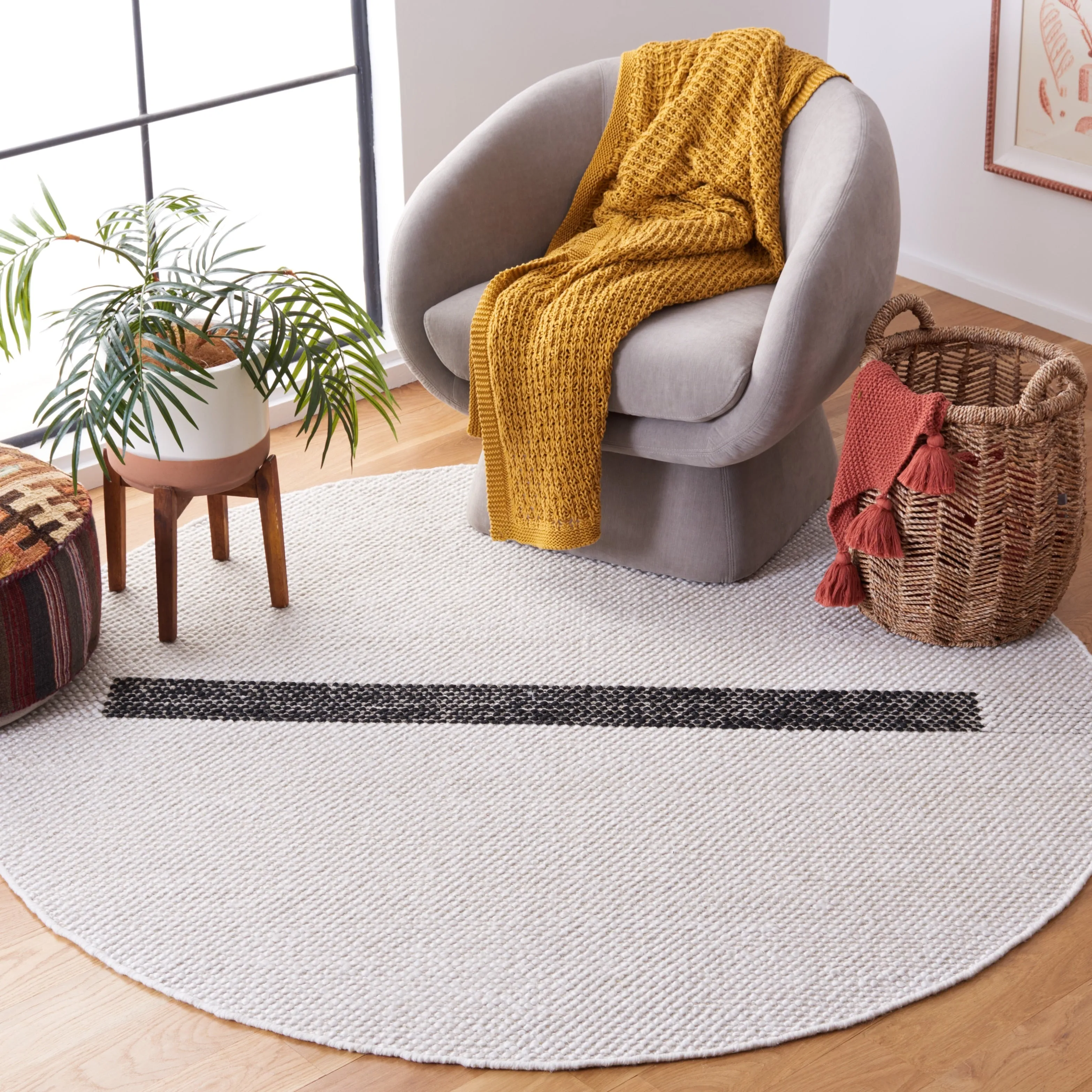 SAFAVIEH Handmade Natura Vroni Transitional Wool Rug