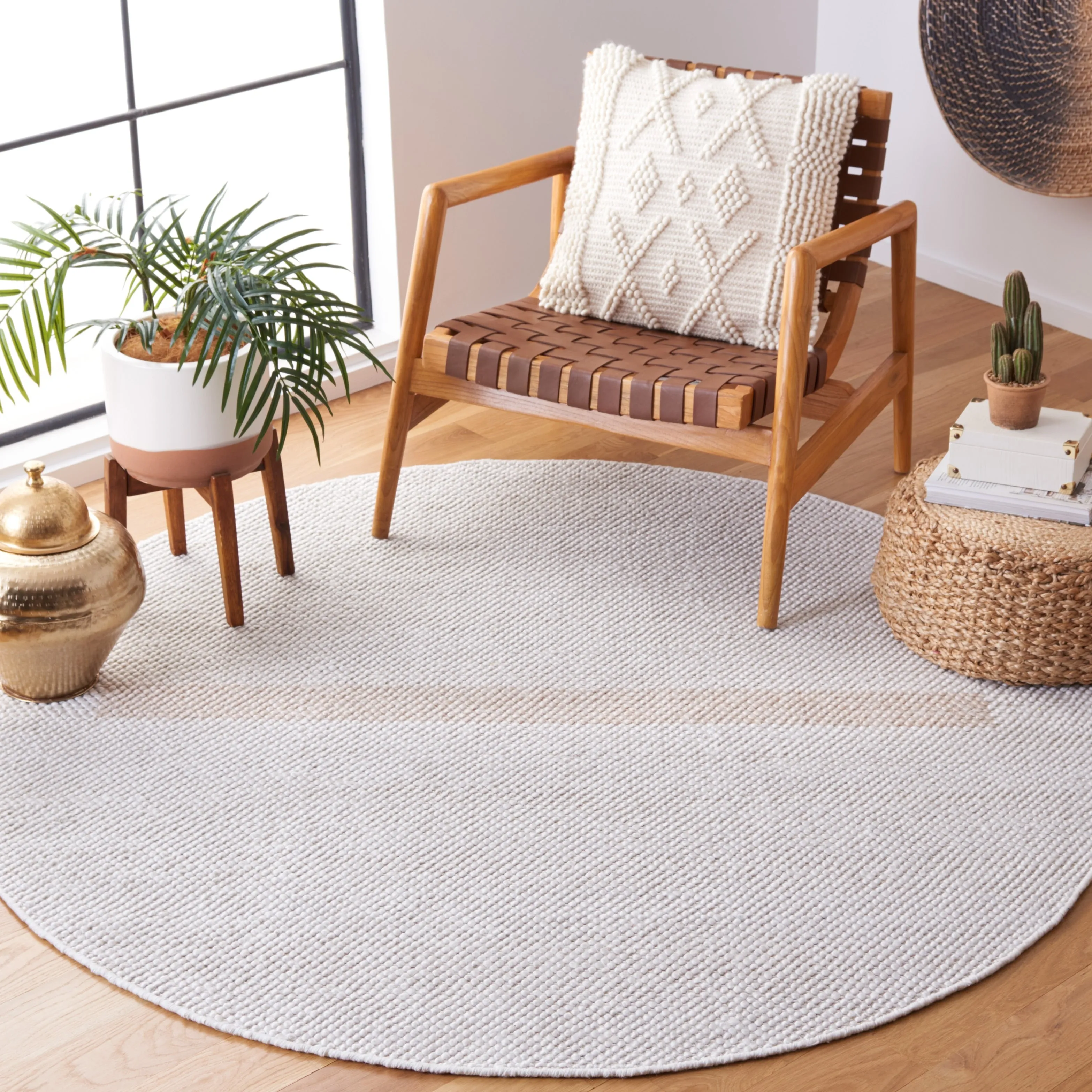 SAFAVIEH Handmade Natura Vroni Transitional Wool Rug