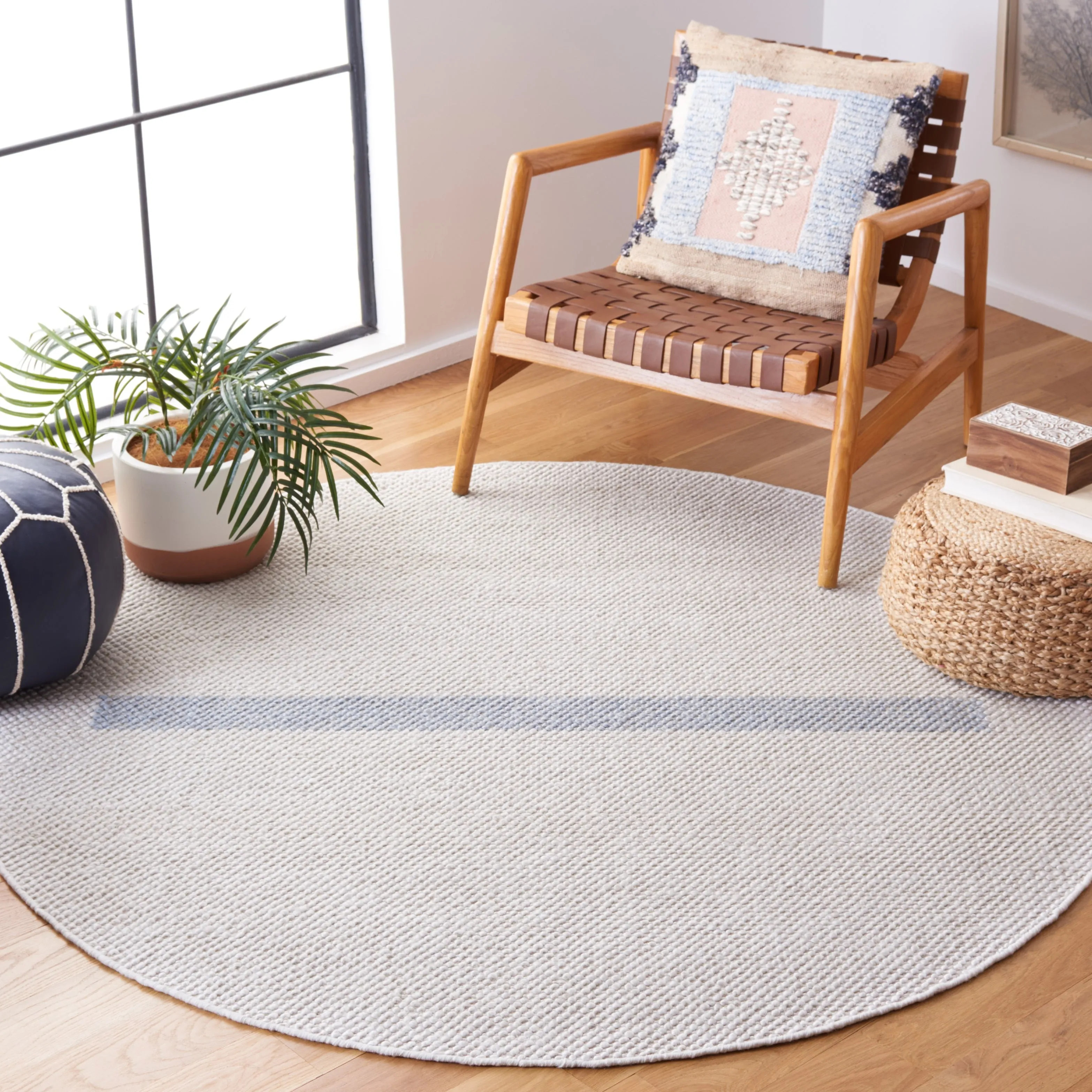 SAFAVIEH Handmade Natura Vroni Transitional Wool Rug