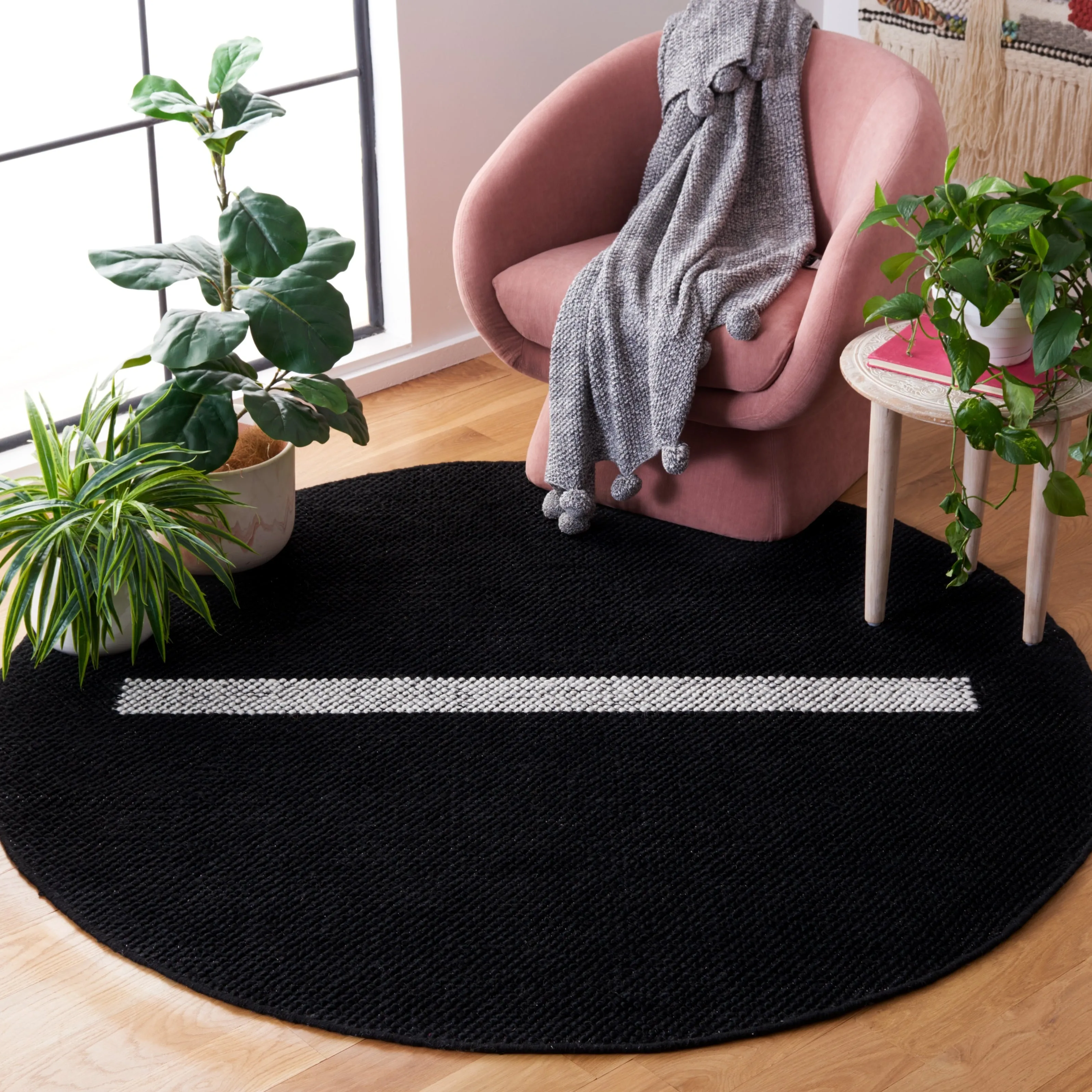 SAFAVIEH Handmade Natura Vroni Transitional Wool Rug