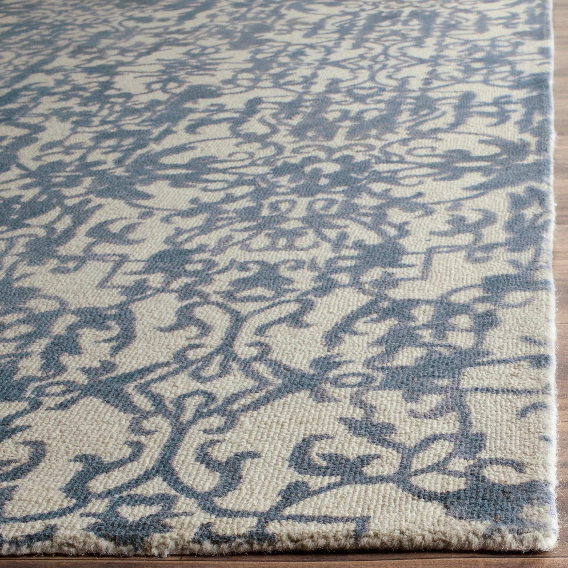 SAFAVIEH Handmade Restoration Vintage Distressed Boho Madisen Oriental Wool
