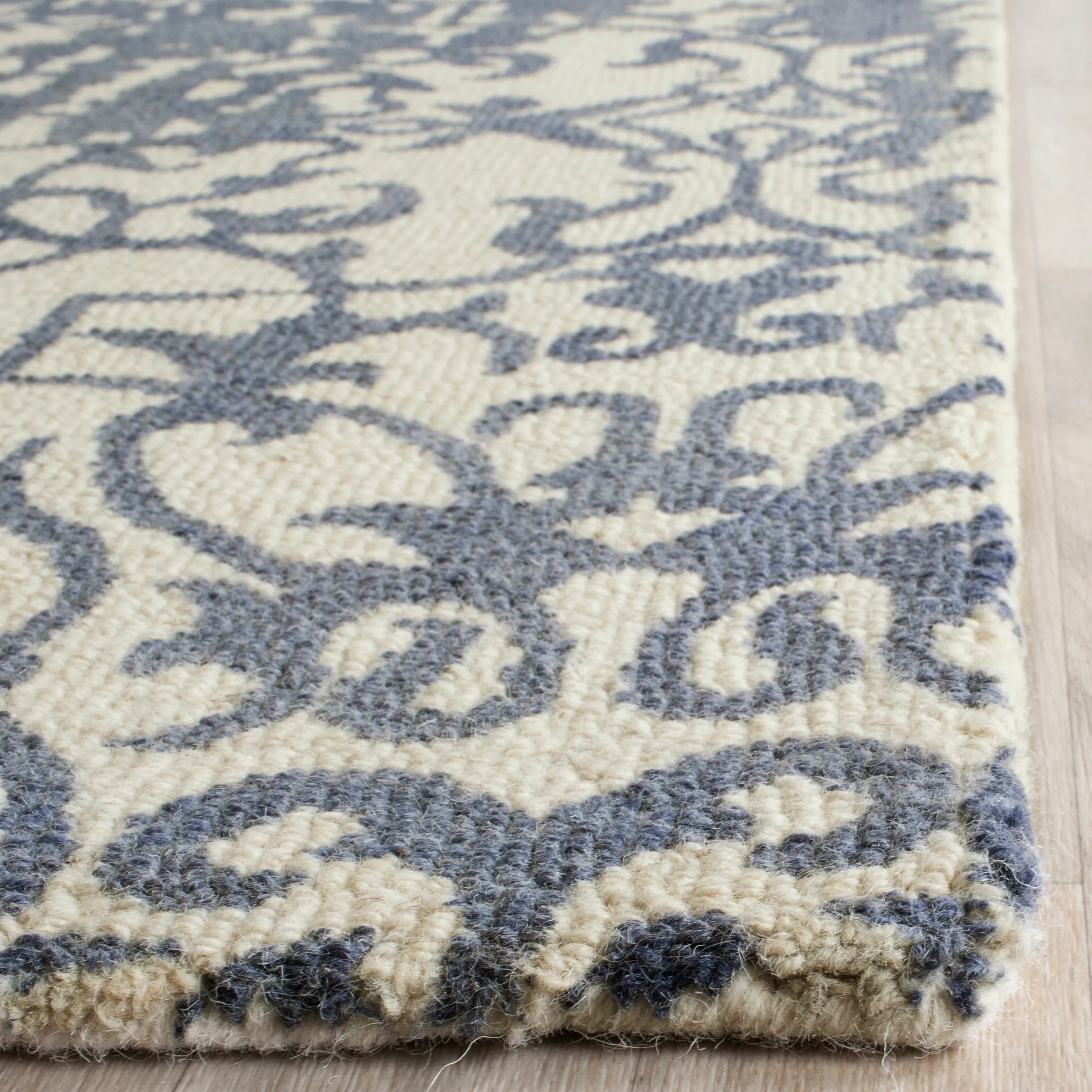 SAFAVIEH Handmade Restoration Vintage Distressed Boho Madisen Oriental Wool