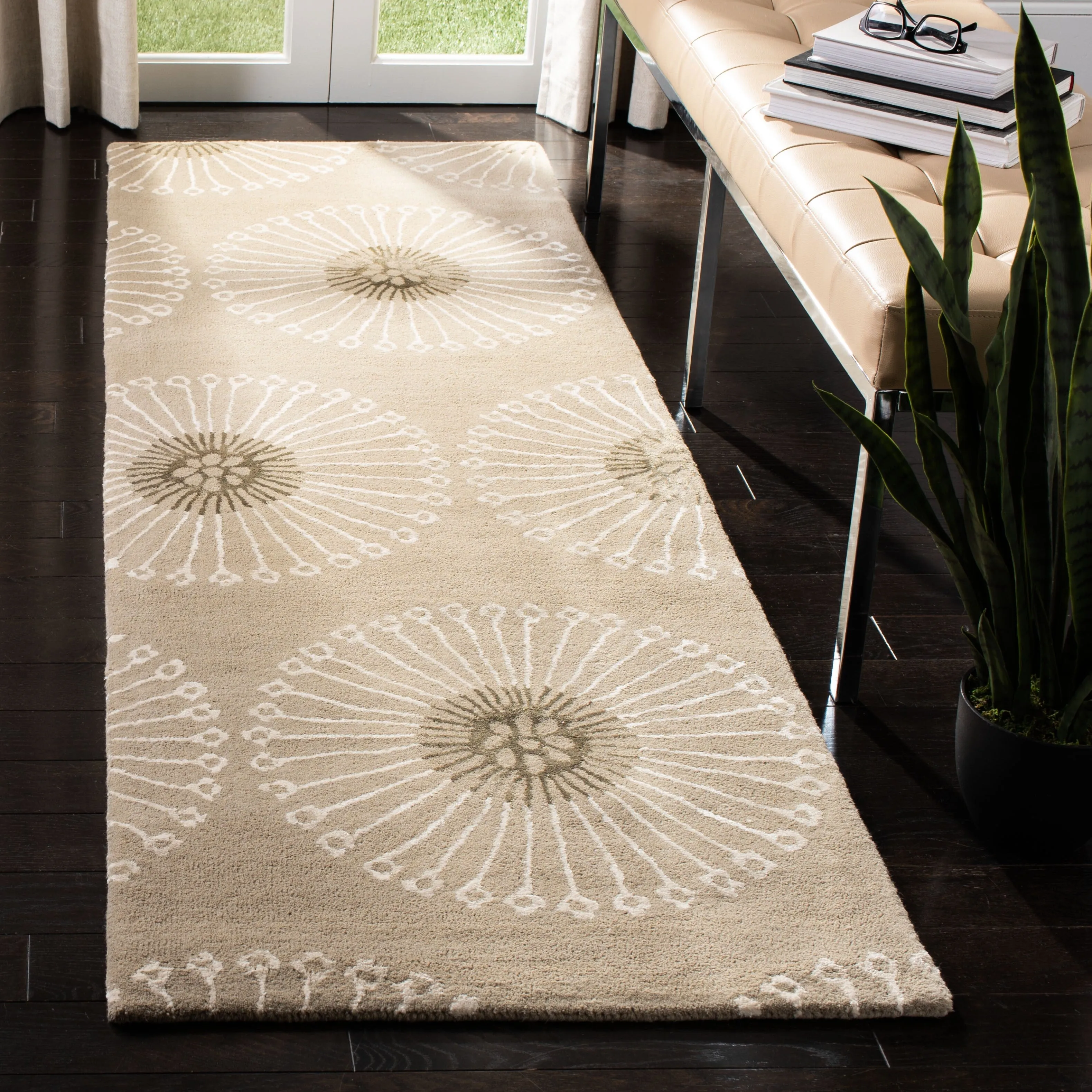 SAFAVIEH Handmade Soho Chimere Dandelion Pattern New Zealand Wool