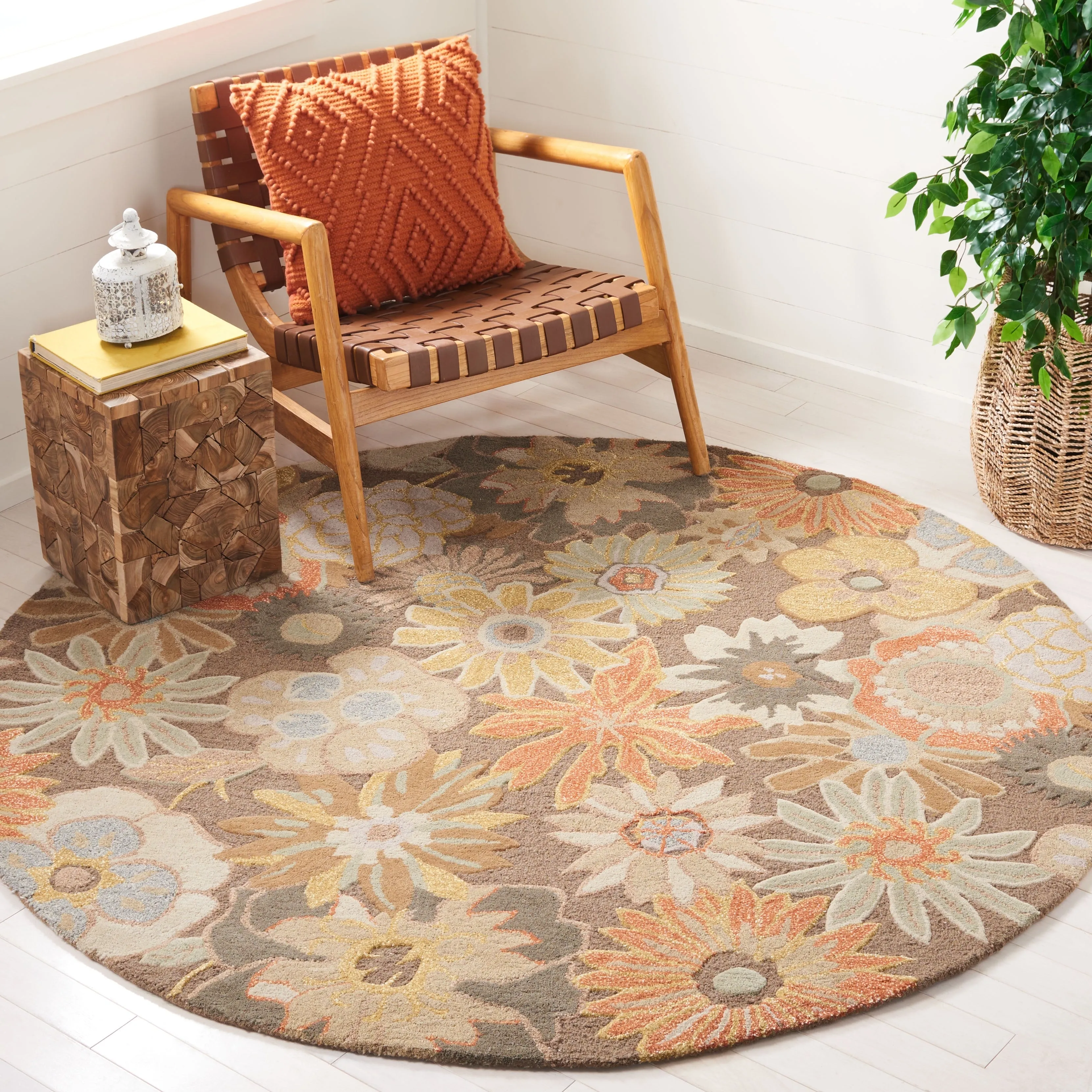 SAFAVIEH Handmade Soho Kaci Gardens N.Z. Wool Rug