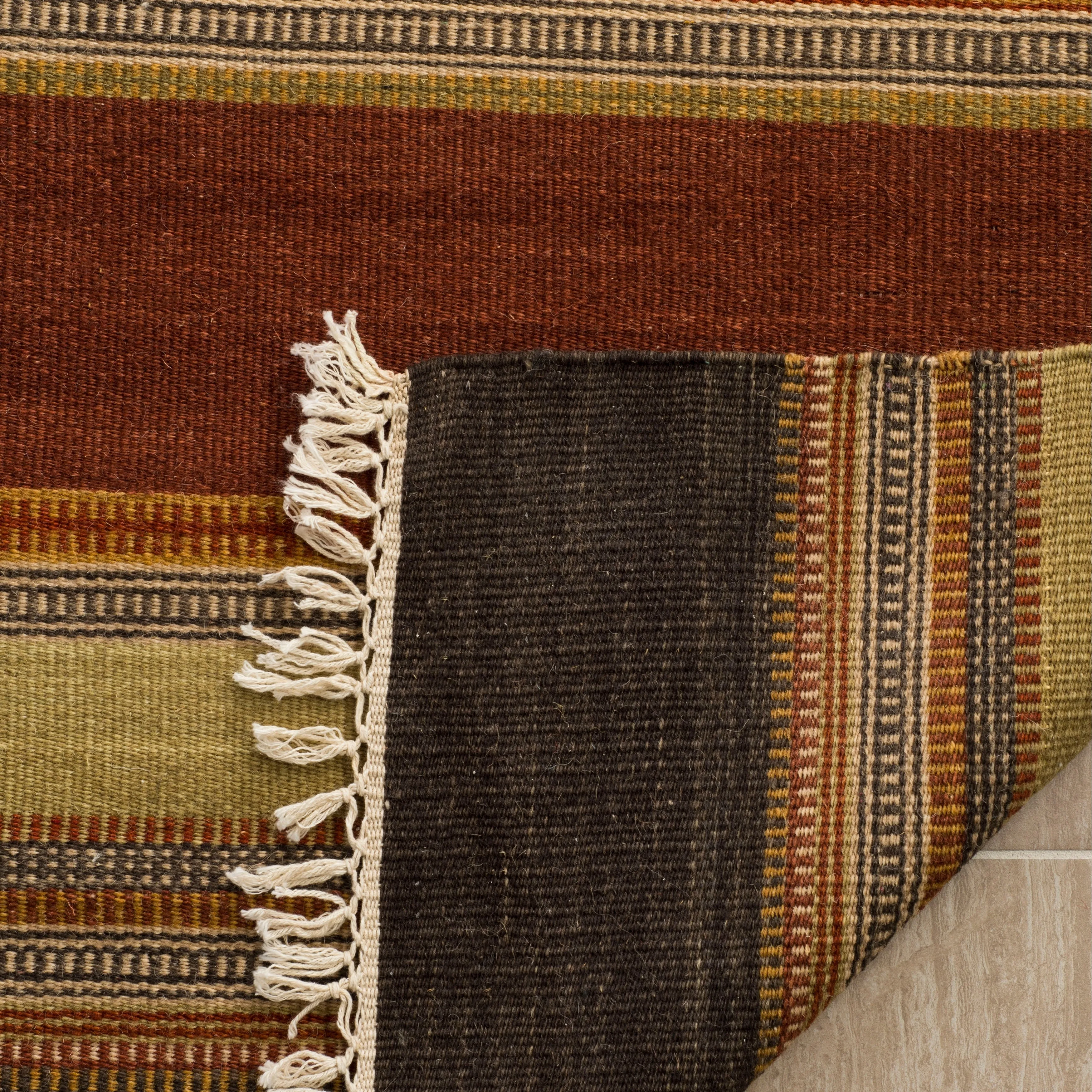 SAFAVIEH Handmade Striped Kilim Shawnna Stripe Wool Rug with