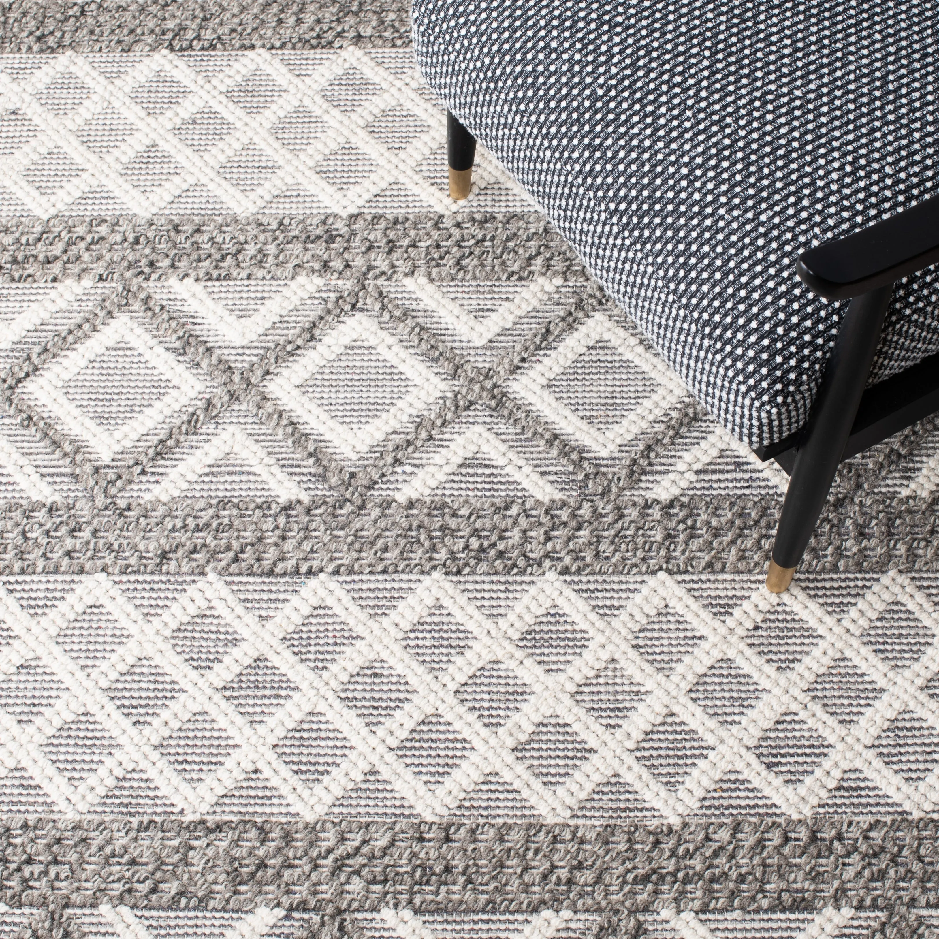 SAFAVIEH Handmade Vermont Christin Wool Rug