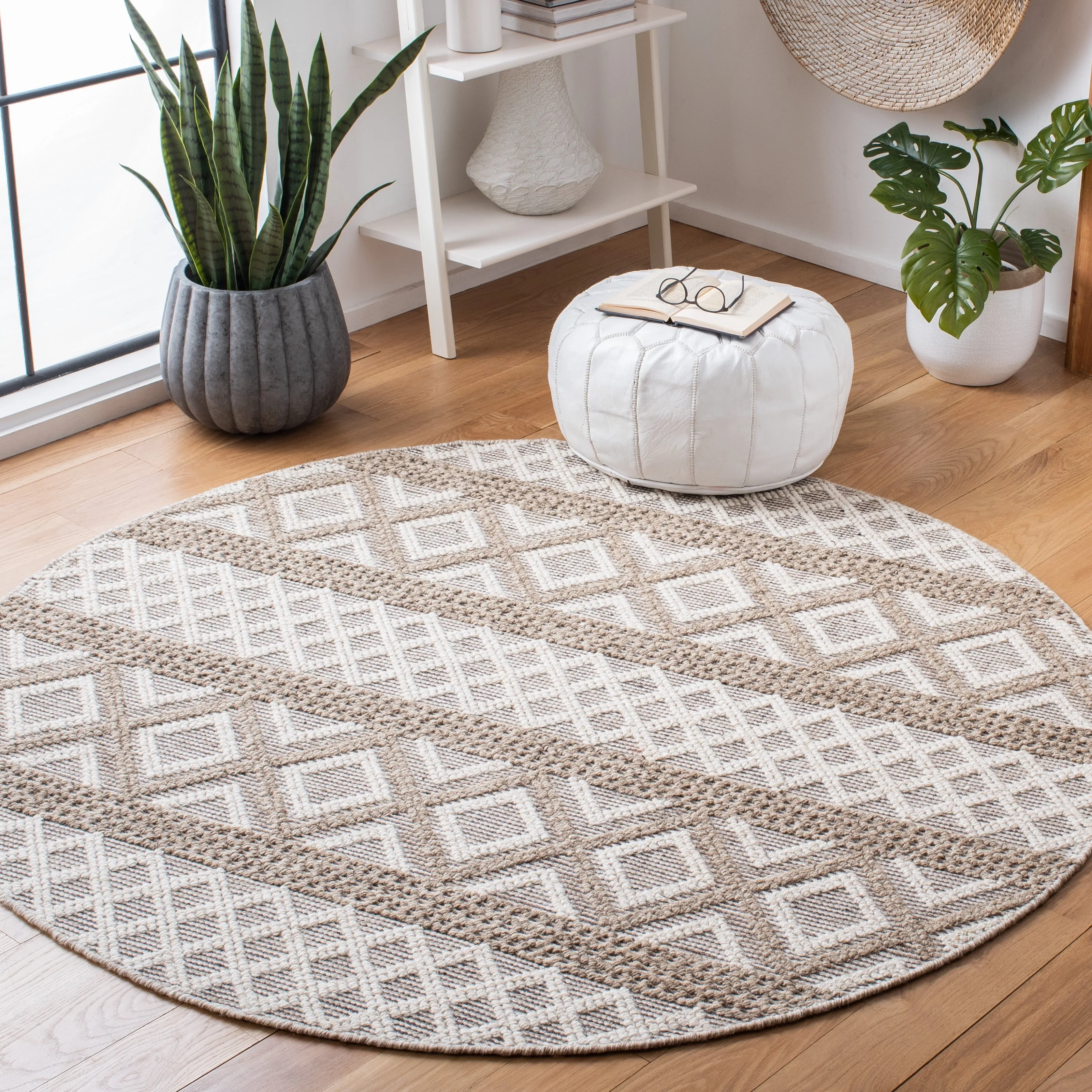 SAFAVIEH Handmade Vermont Christin Wool Rug