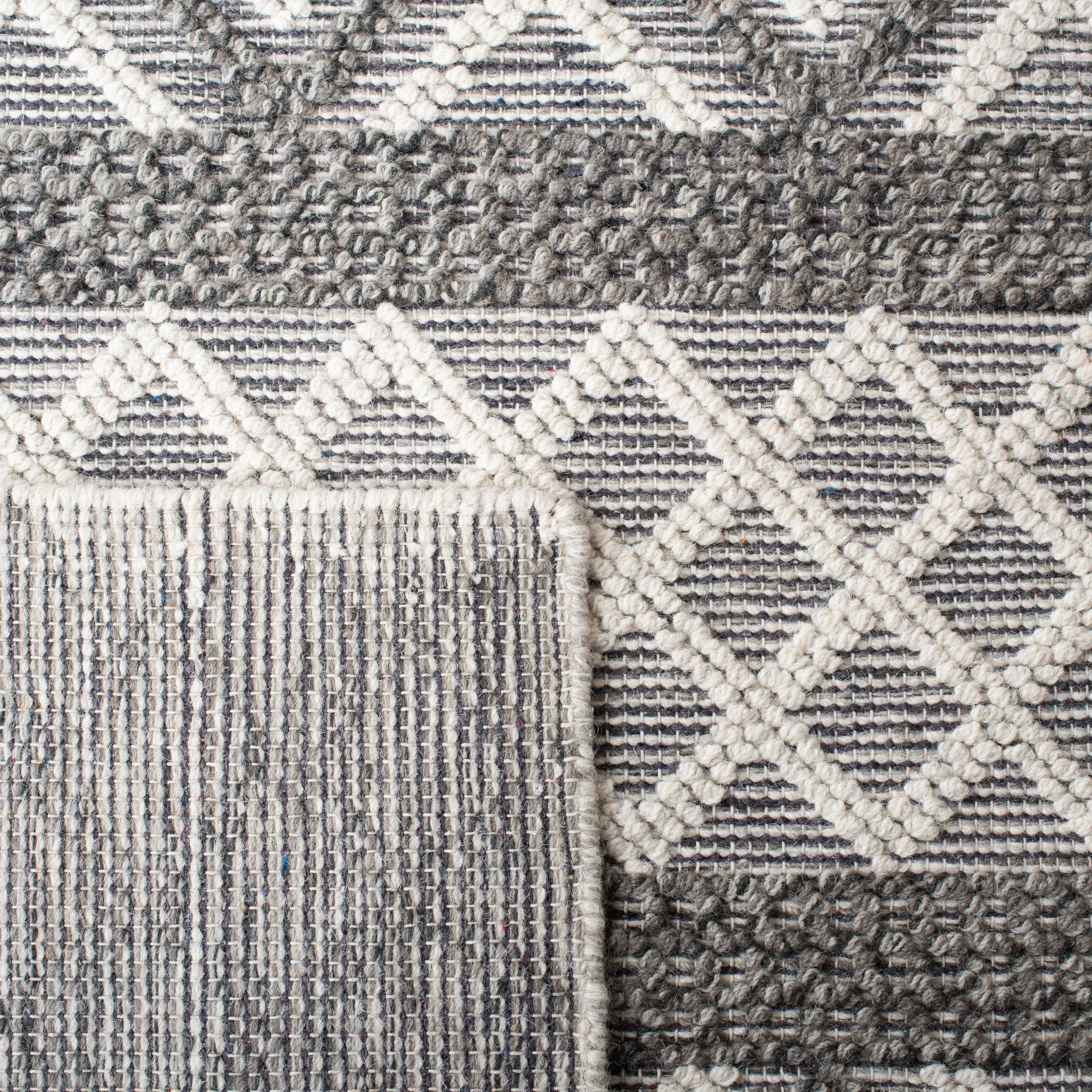 SAFAVIEH Handmade Vermont Christin Wool Rug