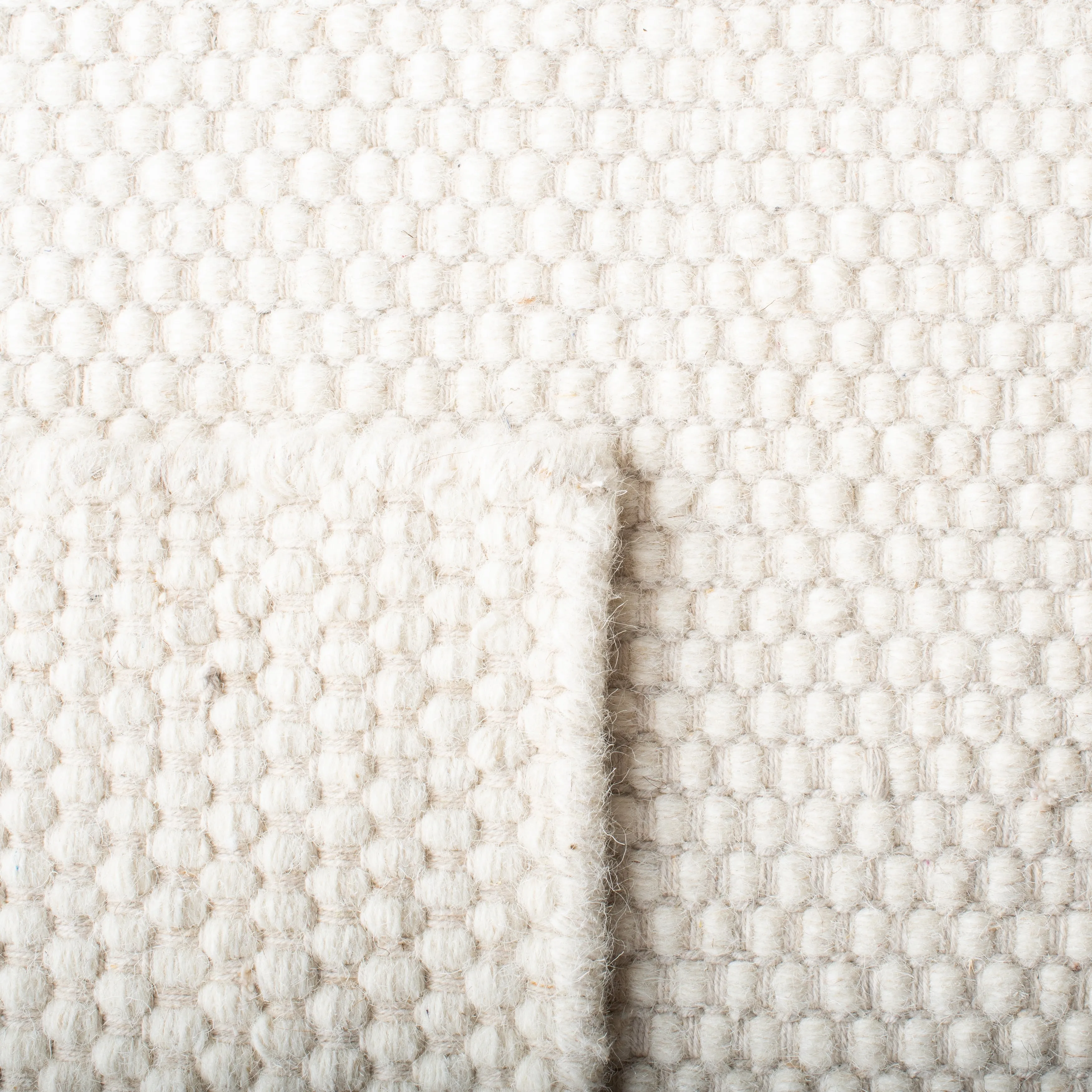 SAFAVIEH Handmade Vermont Tisha Wool Rug