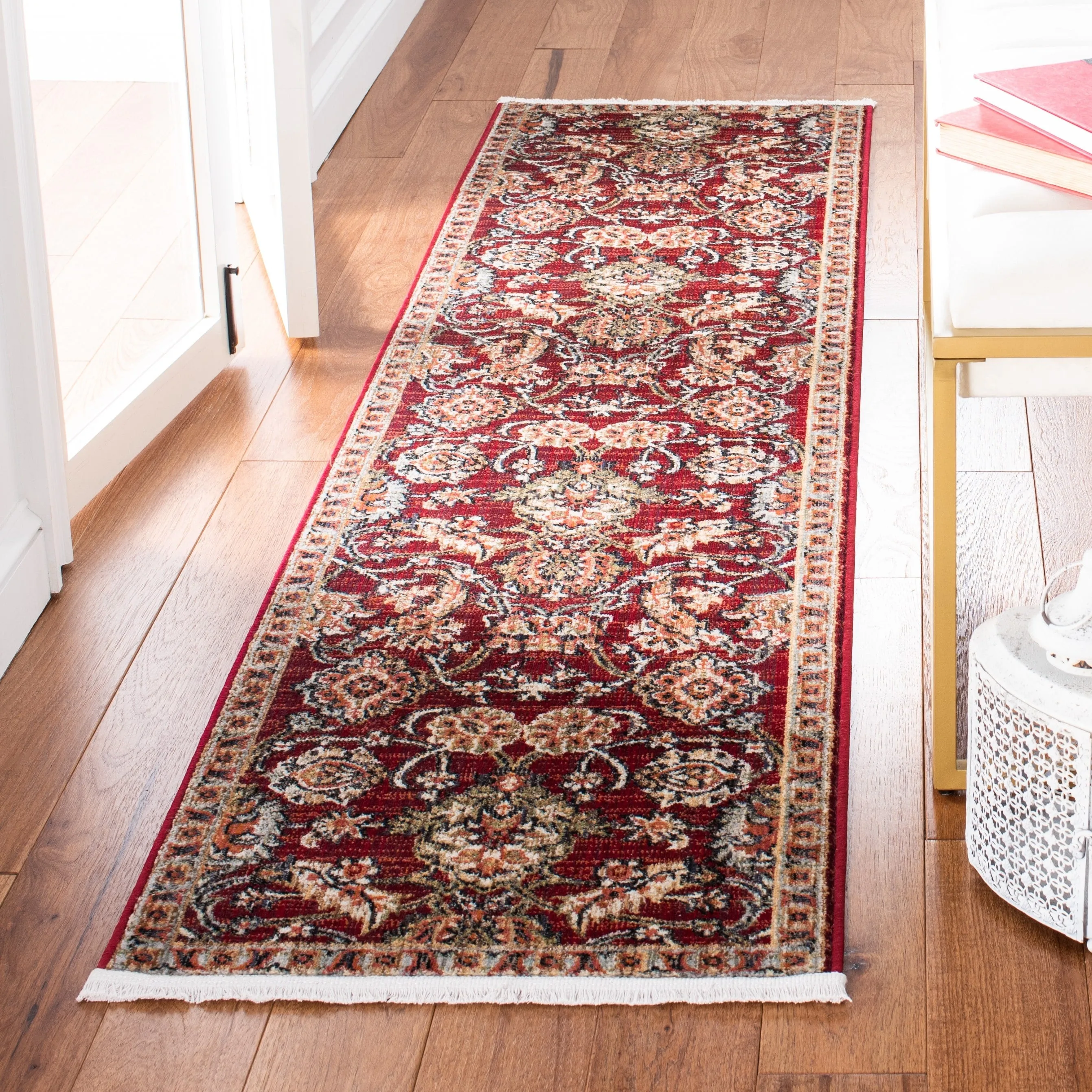 SAFAVIEH Herat Dara Traditional Floral Oriental Rug