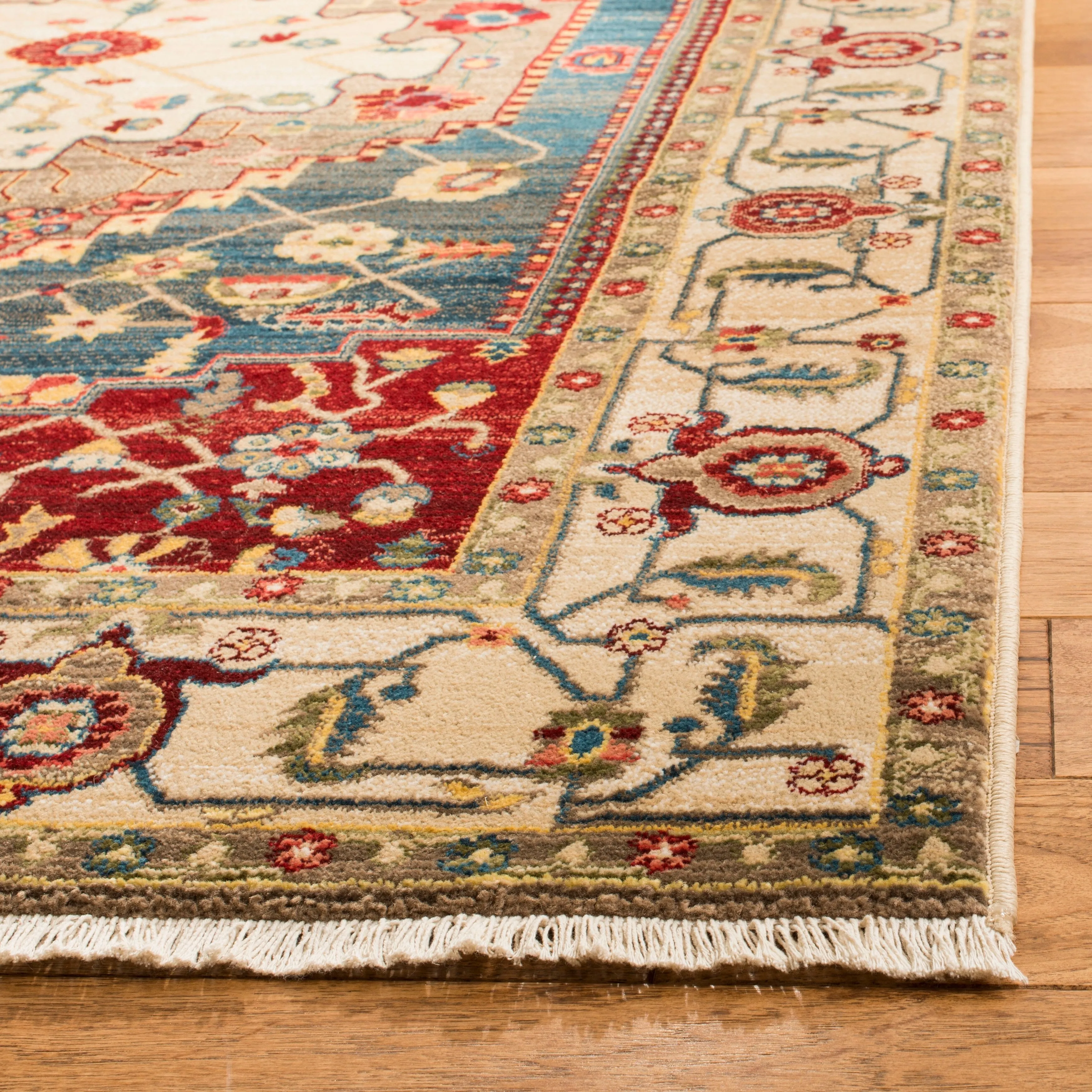 SAFAVIEH Kashan Mickie Oriental Rug with Fringe