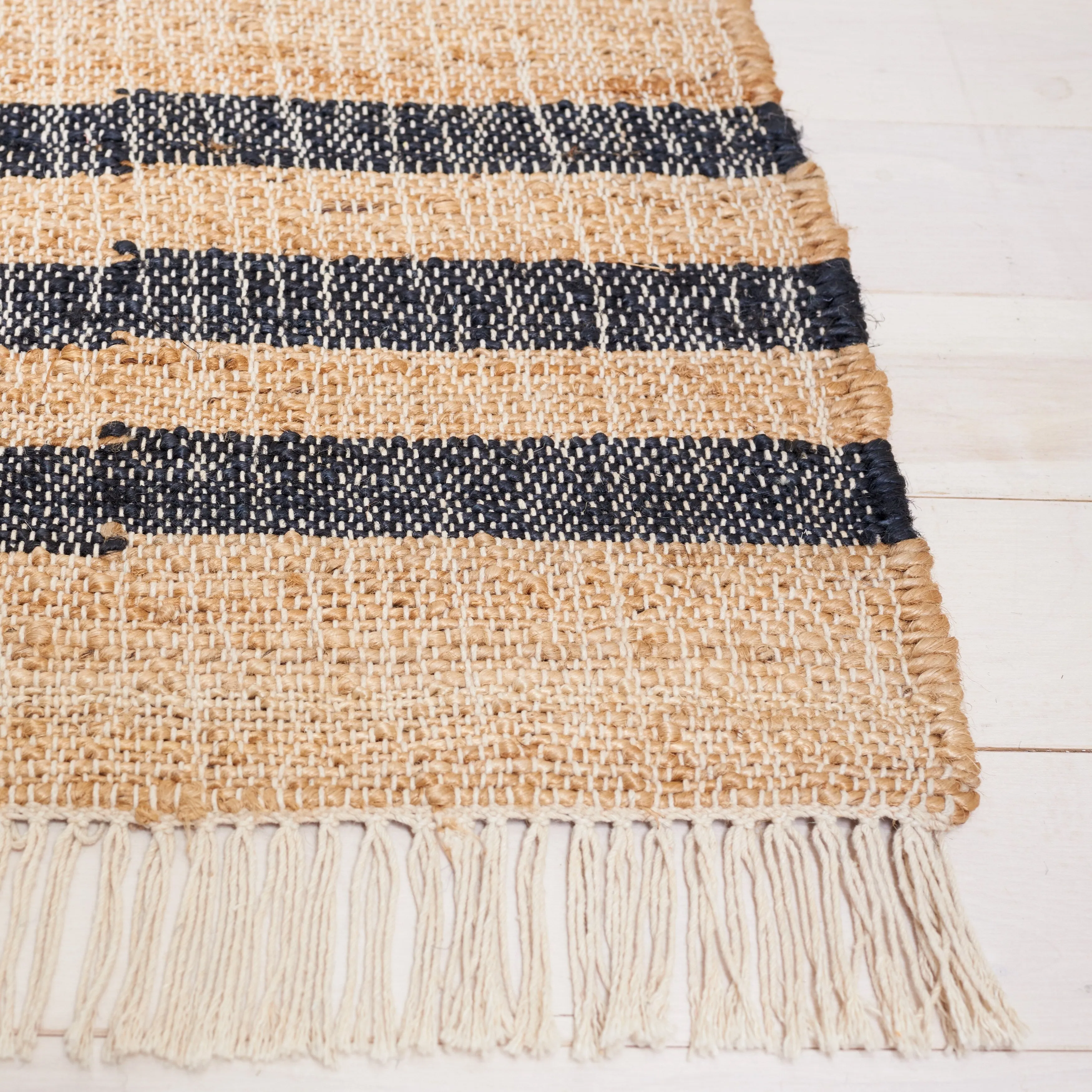 SAFAVIEH Kilim Sherron Boho Tribal Jute Fringe Rug