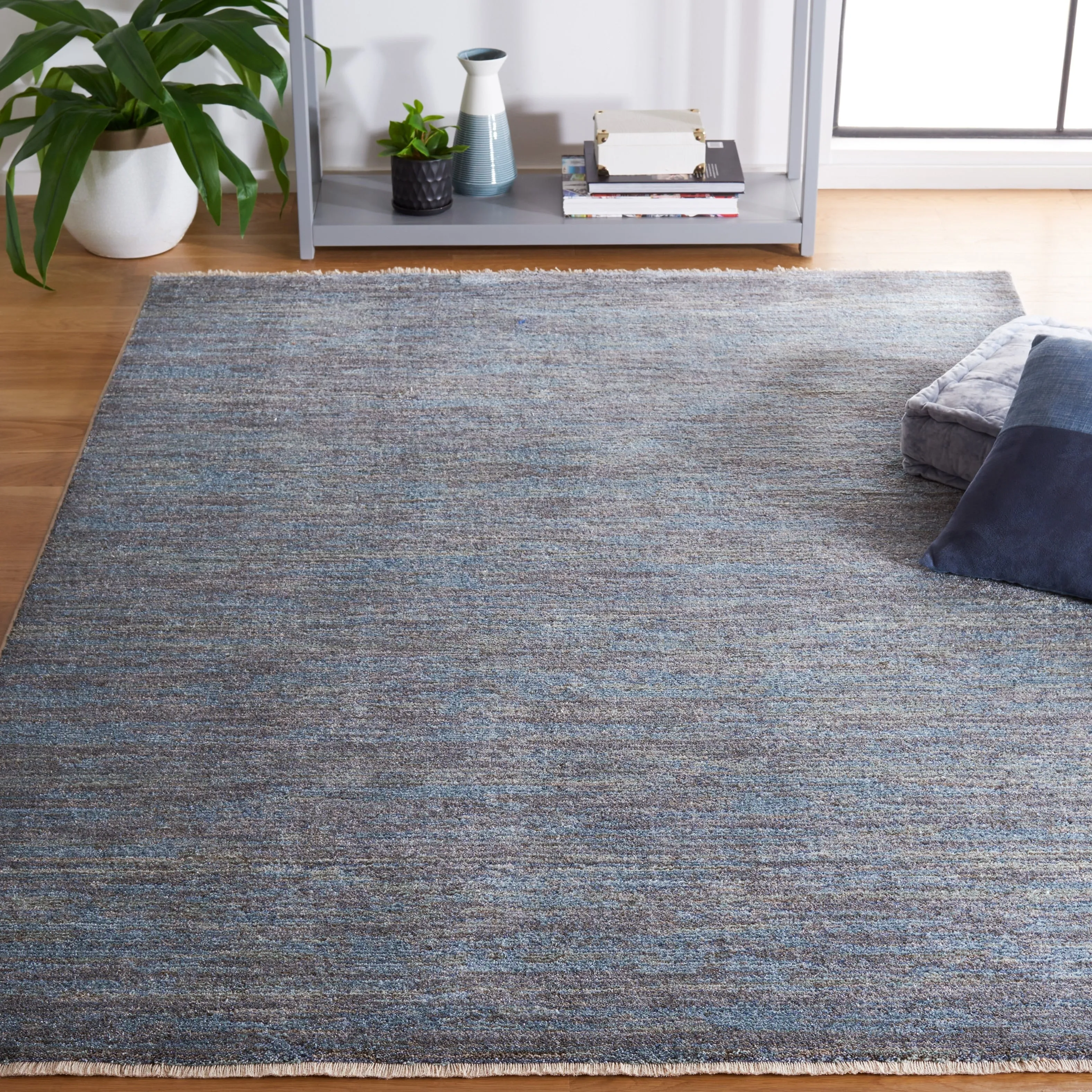 SAFAVIEH Lasa Mari Modern Rug