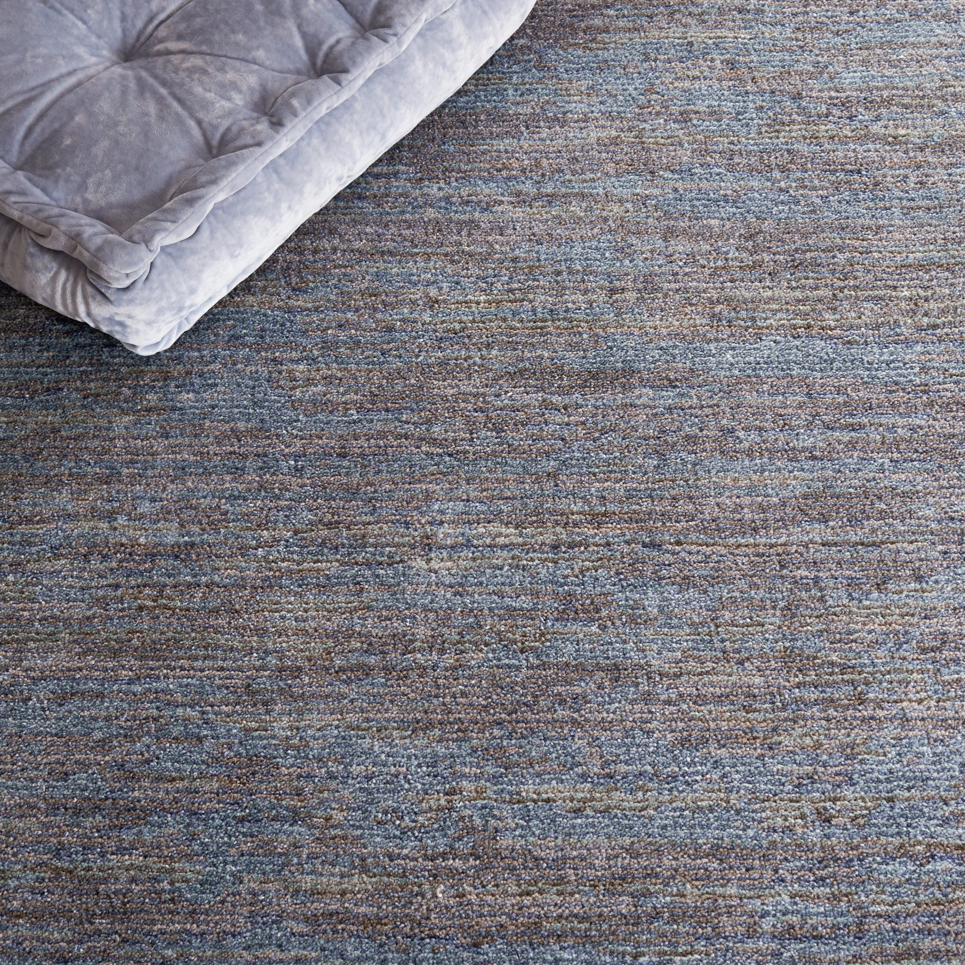 SAFAVIEH Lasa Mari Modern Rug