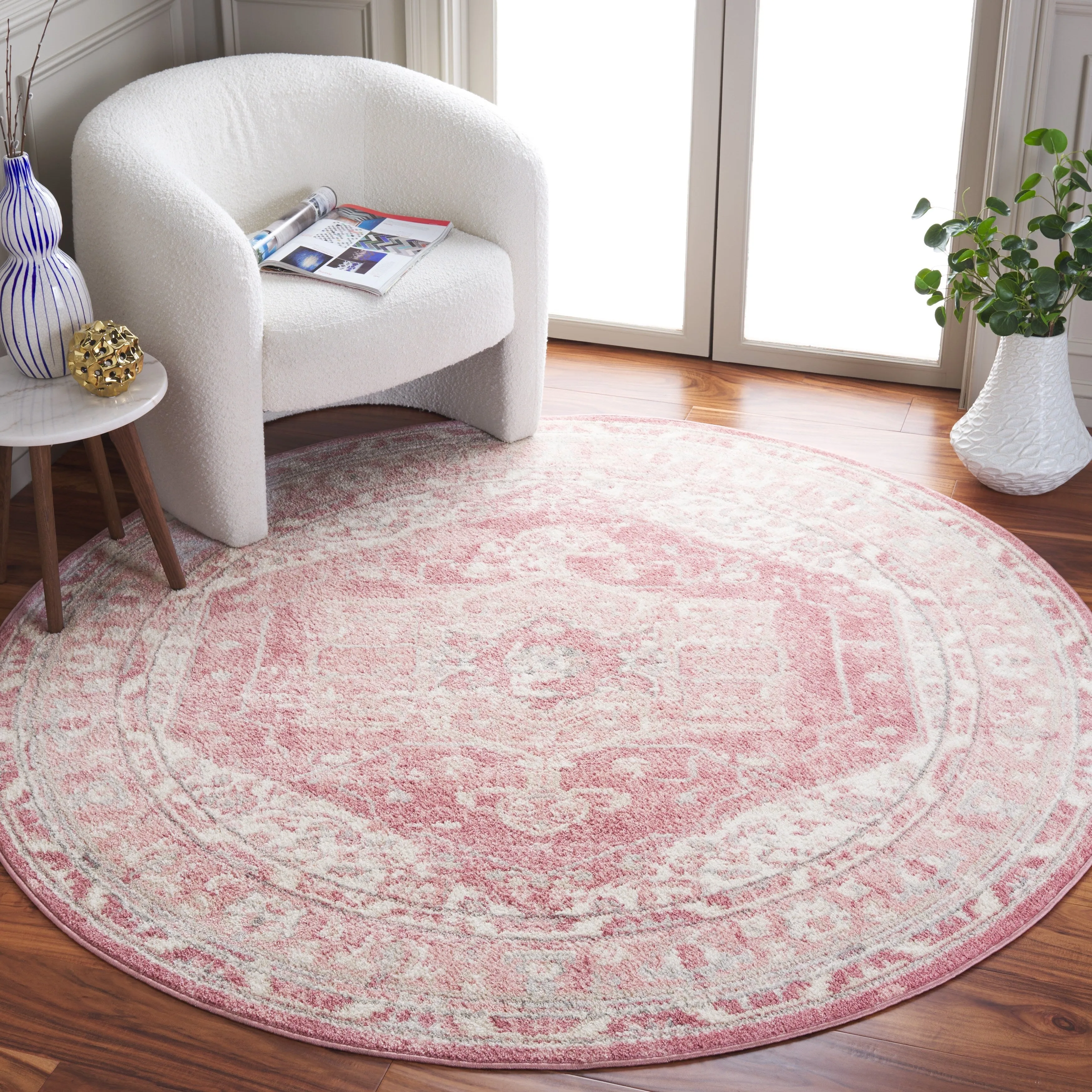 SAFAVIEH Layla Vicky Shabby Chic Farmhouse Rug