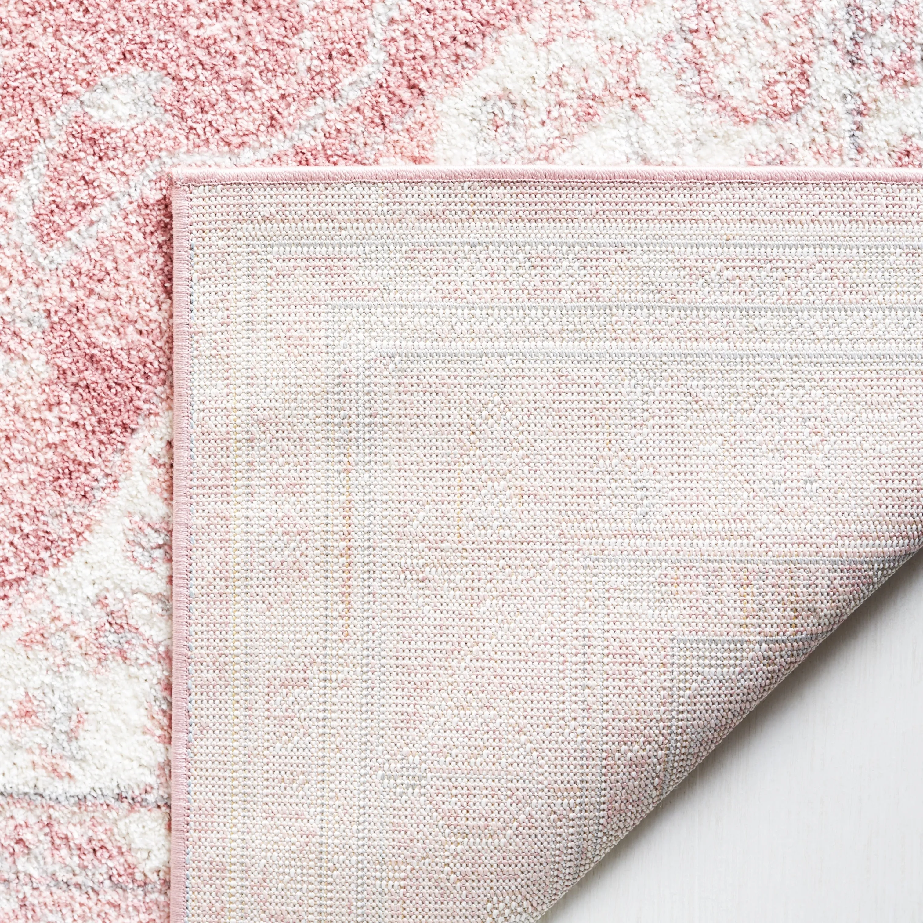 SAFAVIEH Layla Vicky Shabby Chic Farmhouse Rug