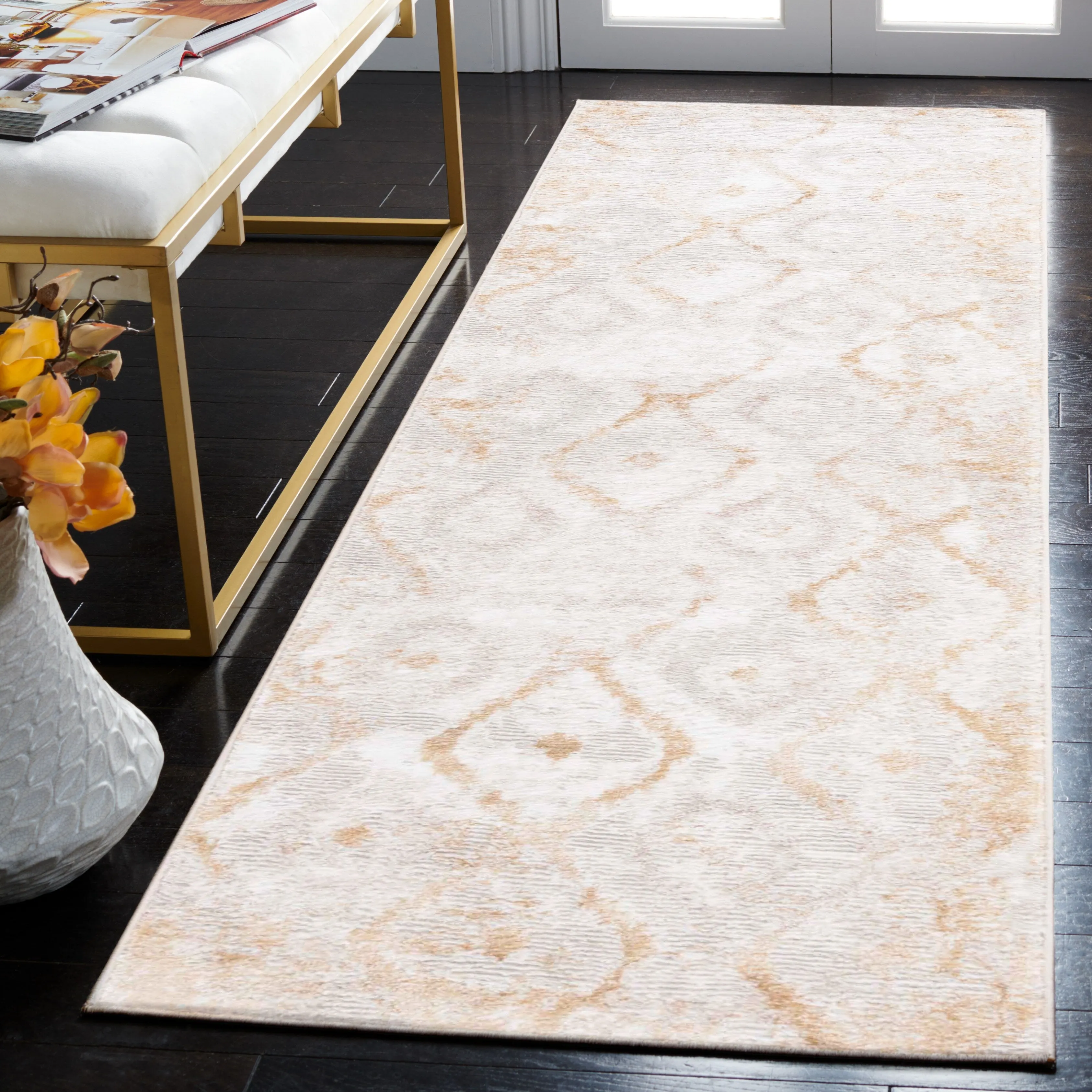 SAFAVIEH Meadow Radoica Modern Distressed Rug