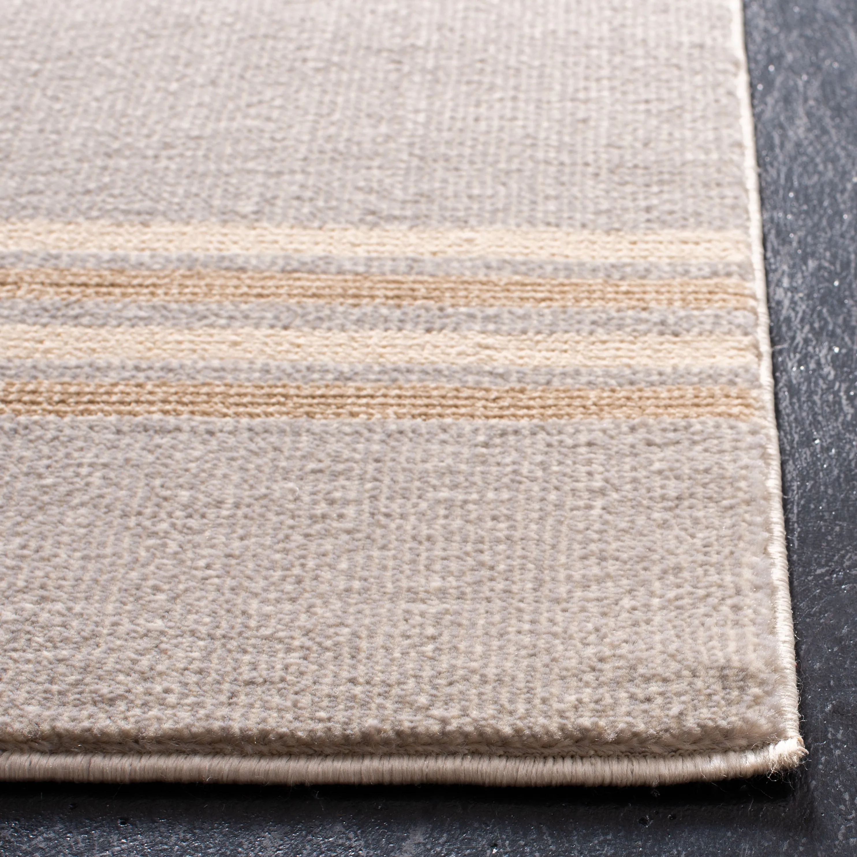 SAFAVIEH Orwell Rutha Mid-Century Modern Rug
