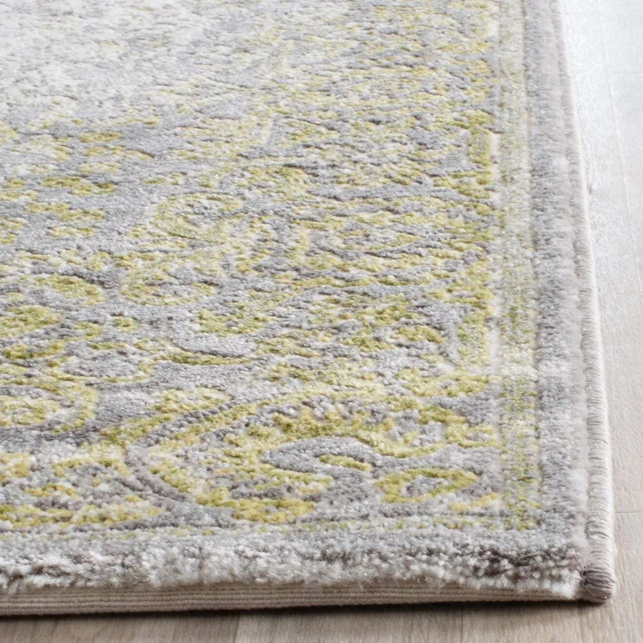 SAFAVIEH Passion Hennie Vintage Distressed Boho Oriental Rug