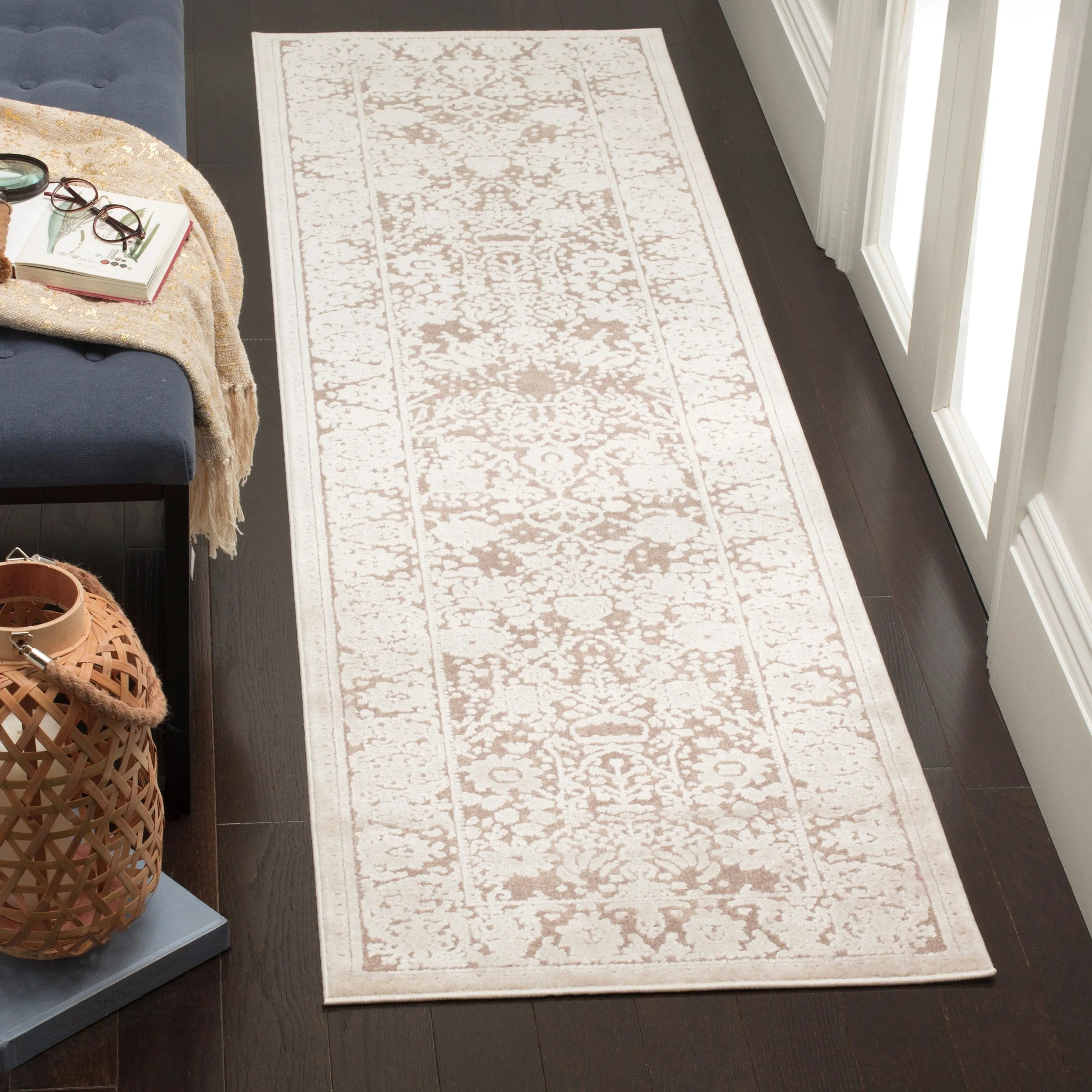 SAFAVIEH Reflection Zadie Modern Oriental Polyester Rug
