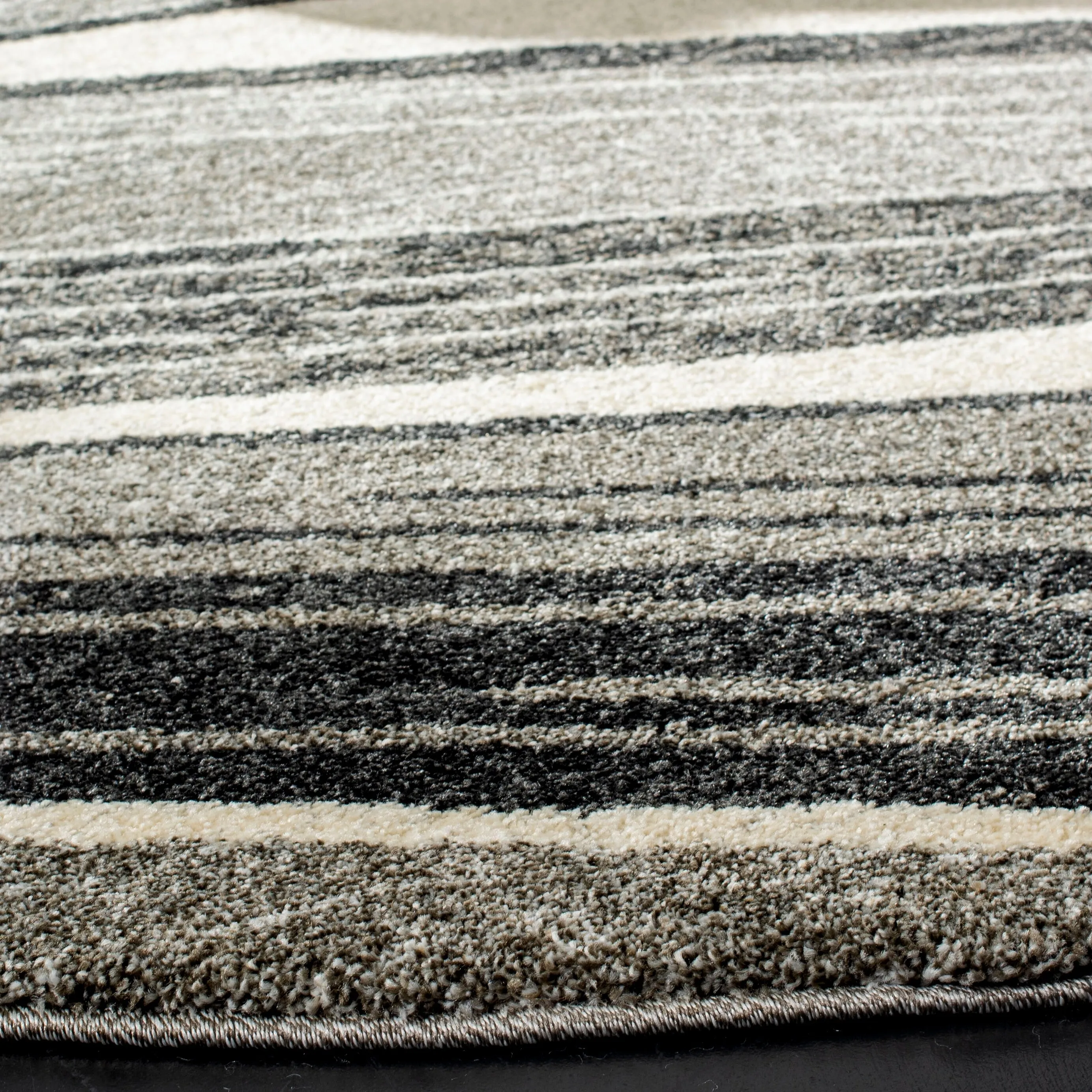 SAFAVIEH Retro Coralie Modern Abstract Rug
