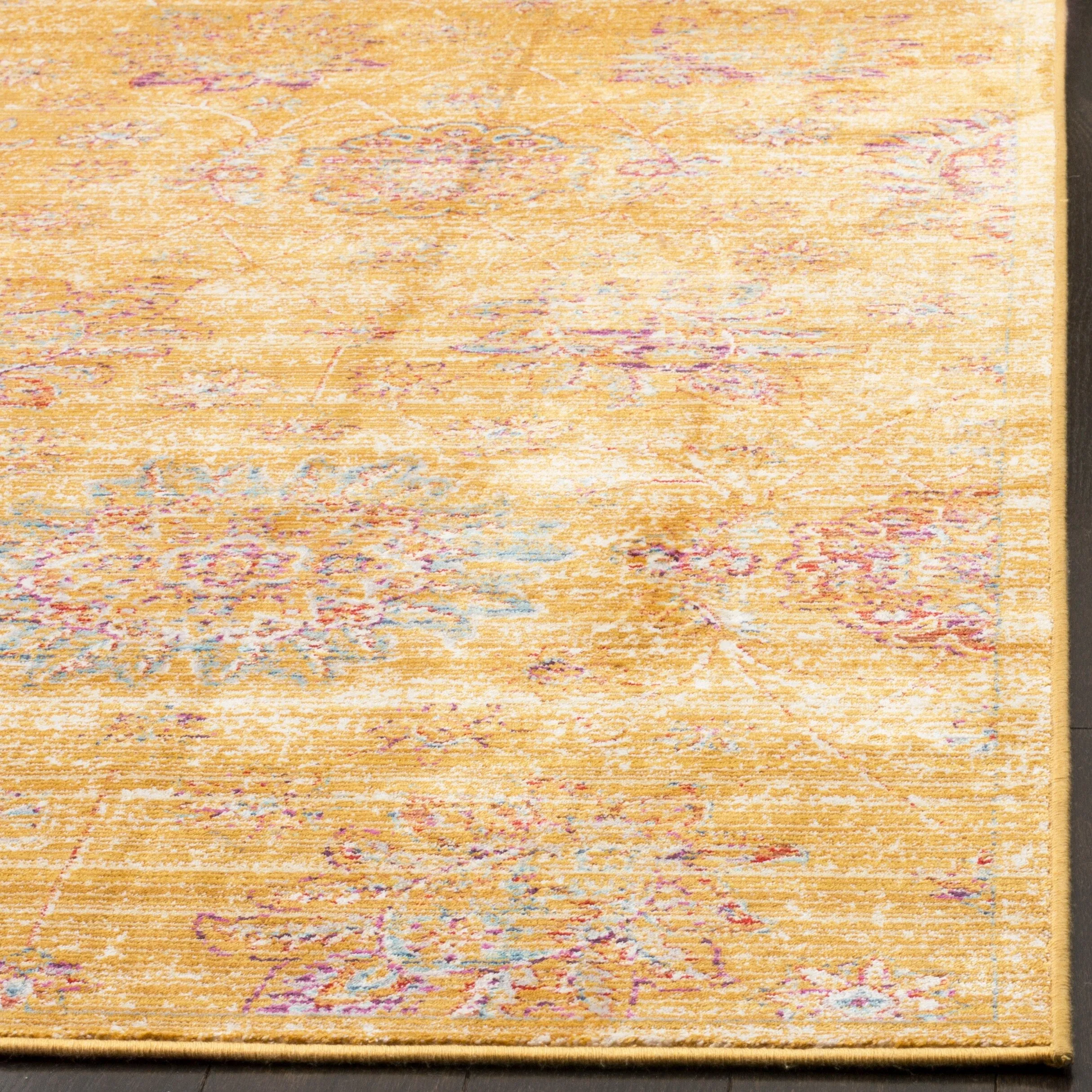 SAFAVIEH Sevilla Arda Traditional Oriental Viscose Rug