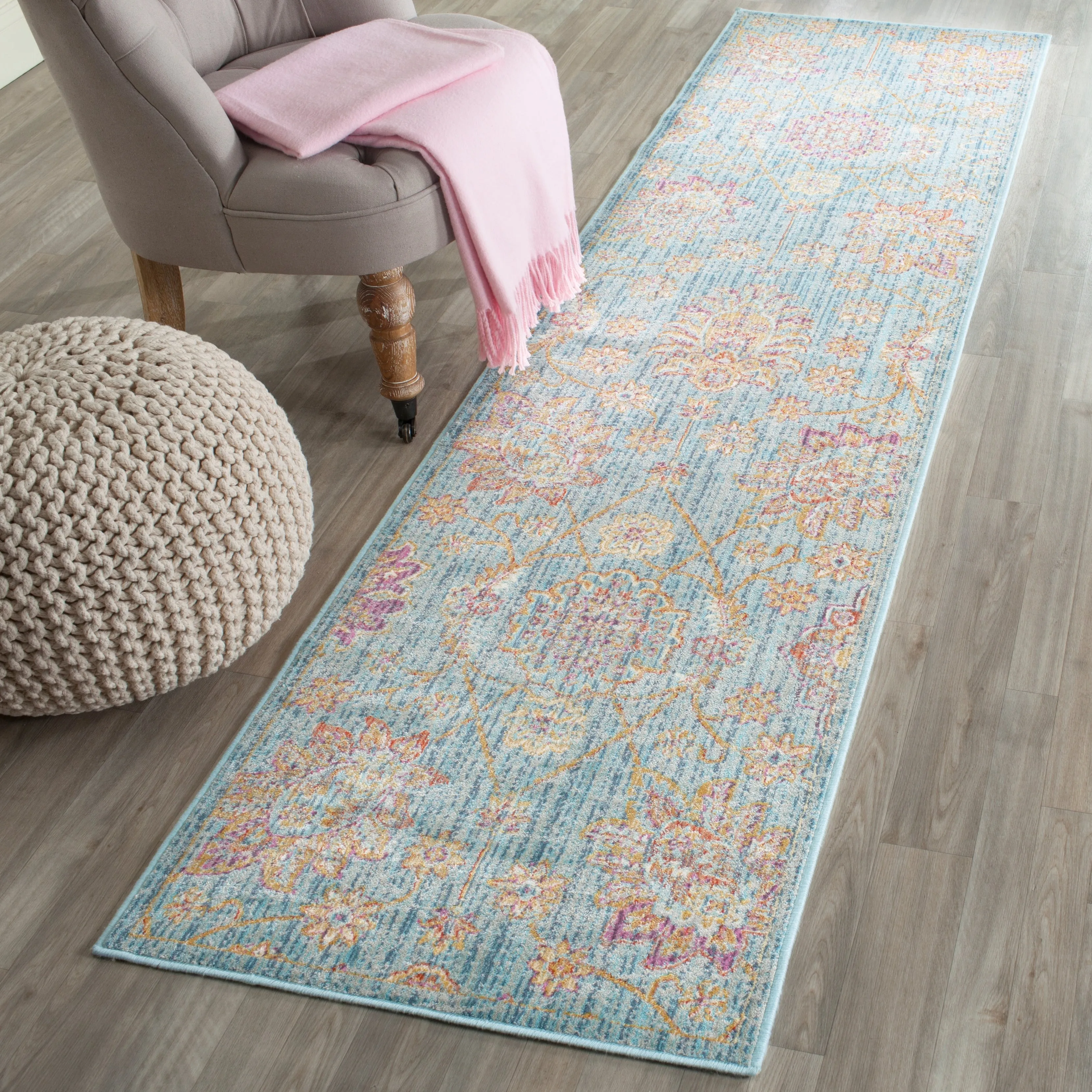 SAFAVIEH Sevilla Arda Traditional Oriental Viscose Rug