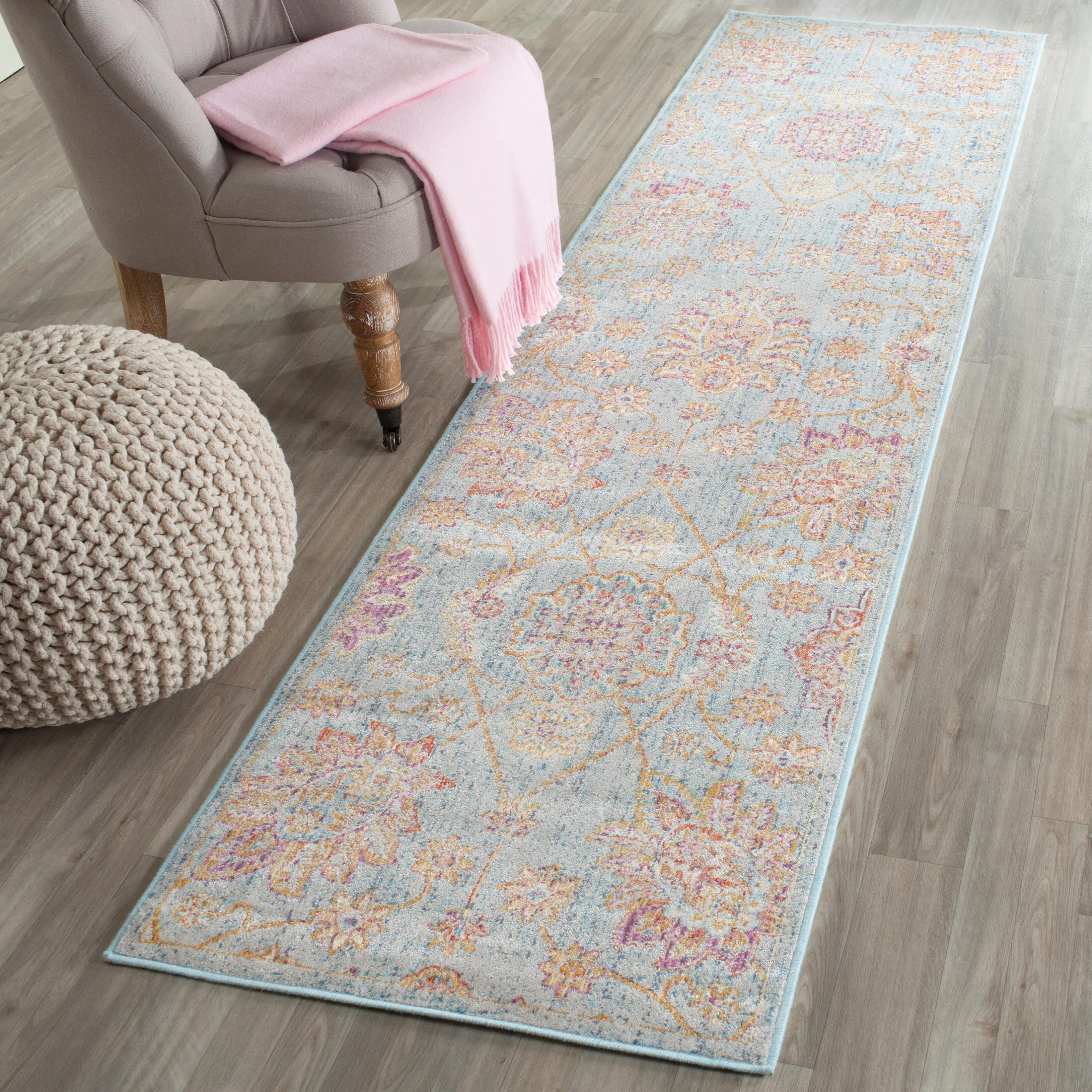 SAFAVIEH Sevilla Arda Traditional Oriental Viscose Rug