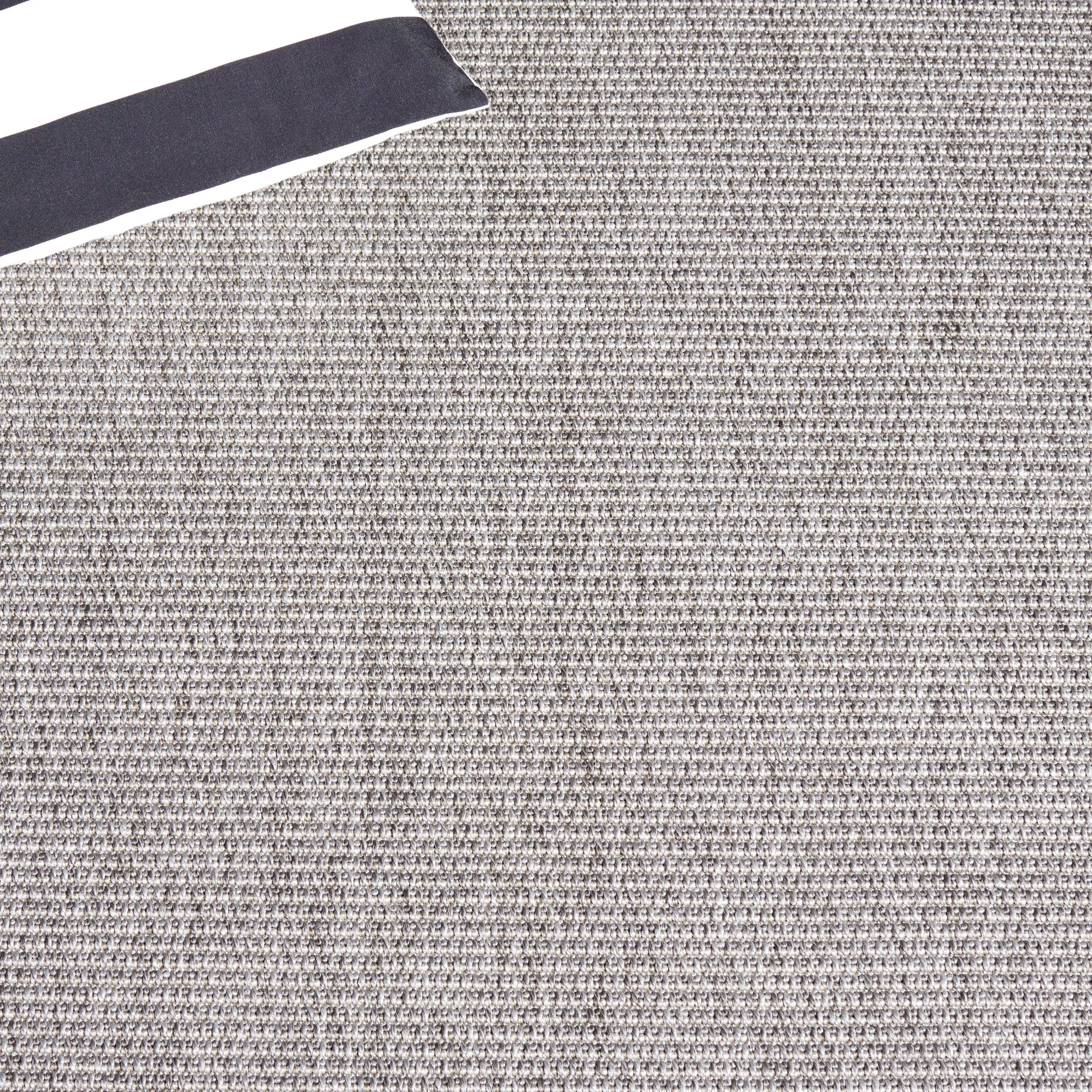 SAFAVIEH Sisal All-Weather Ajrie Indoor/Outdoor Waterproof Patio Backyard Rug
