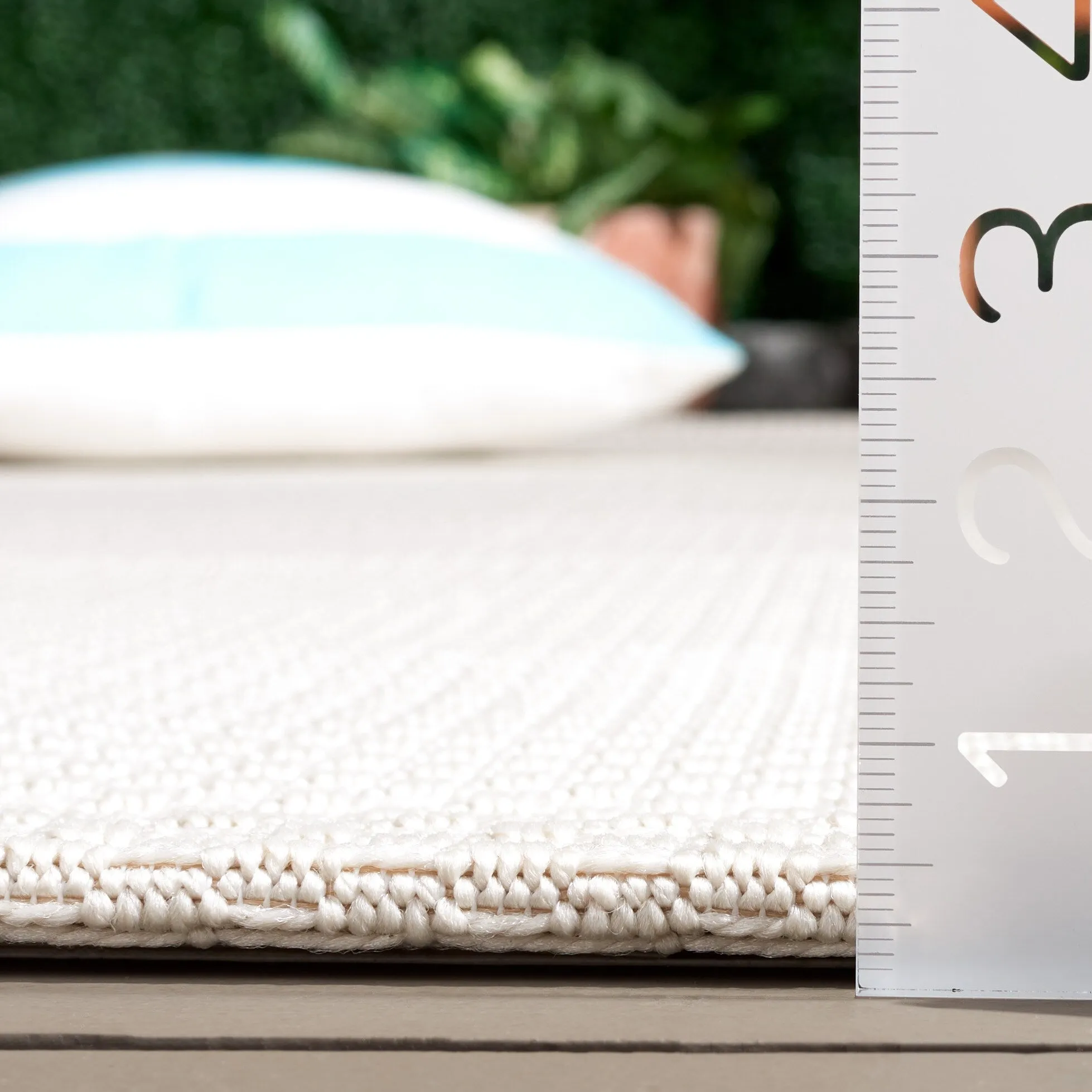 SAFAVIEH Sisal All Weather Tishie Indoor/Outdoor Waterproof Patio Backyard