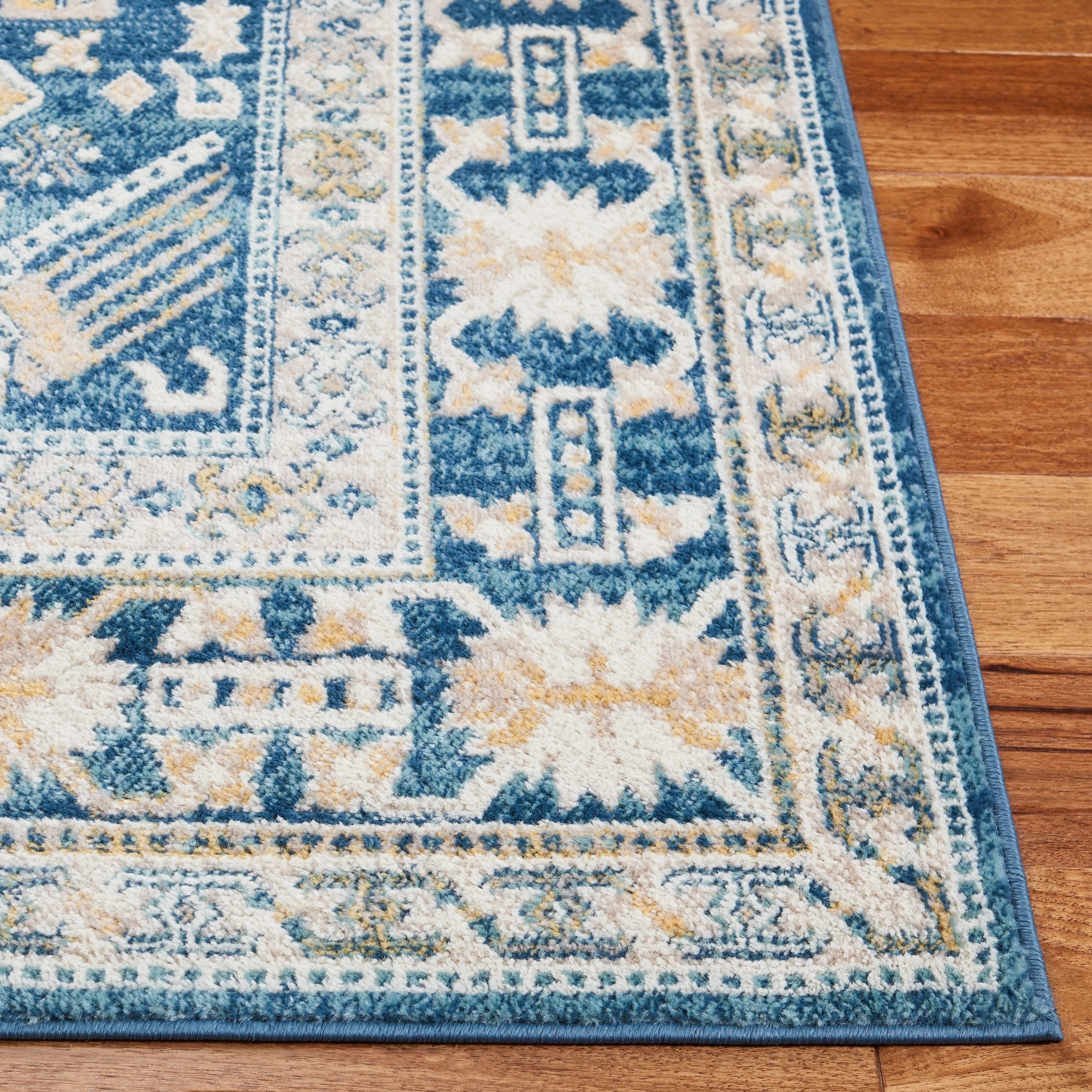 SAFAVIEH Skyler Ansa Boho Distressed Rug