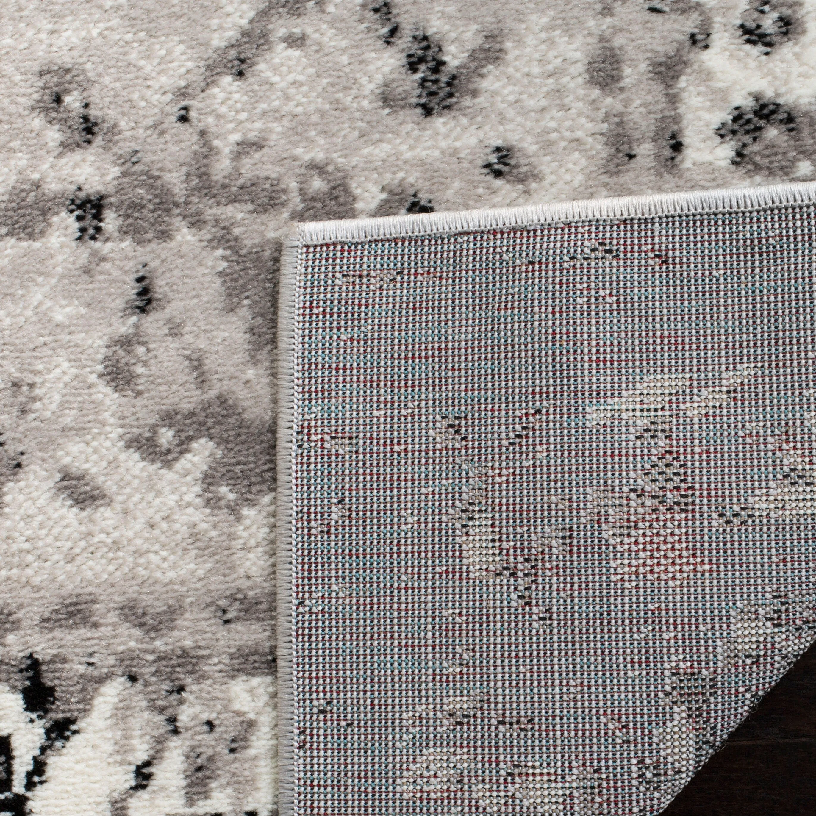 SAFAVIEH Skyler Loma Modern Rug