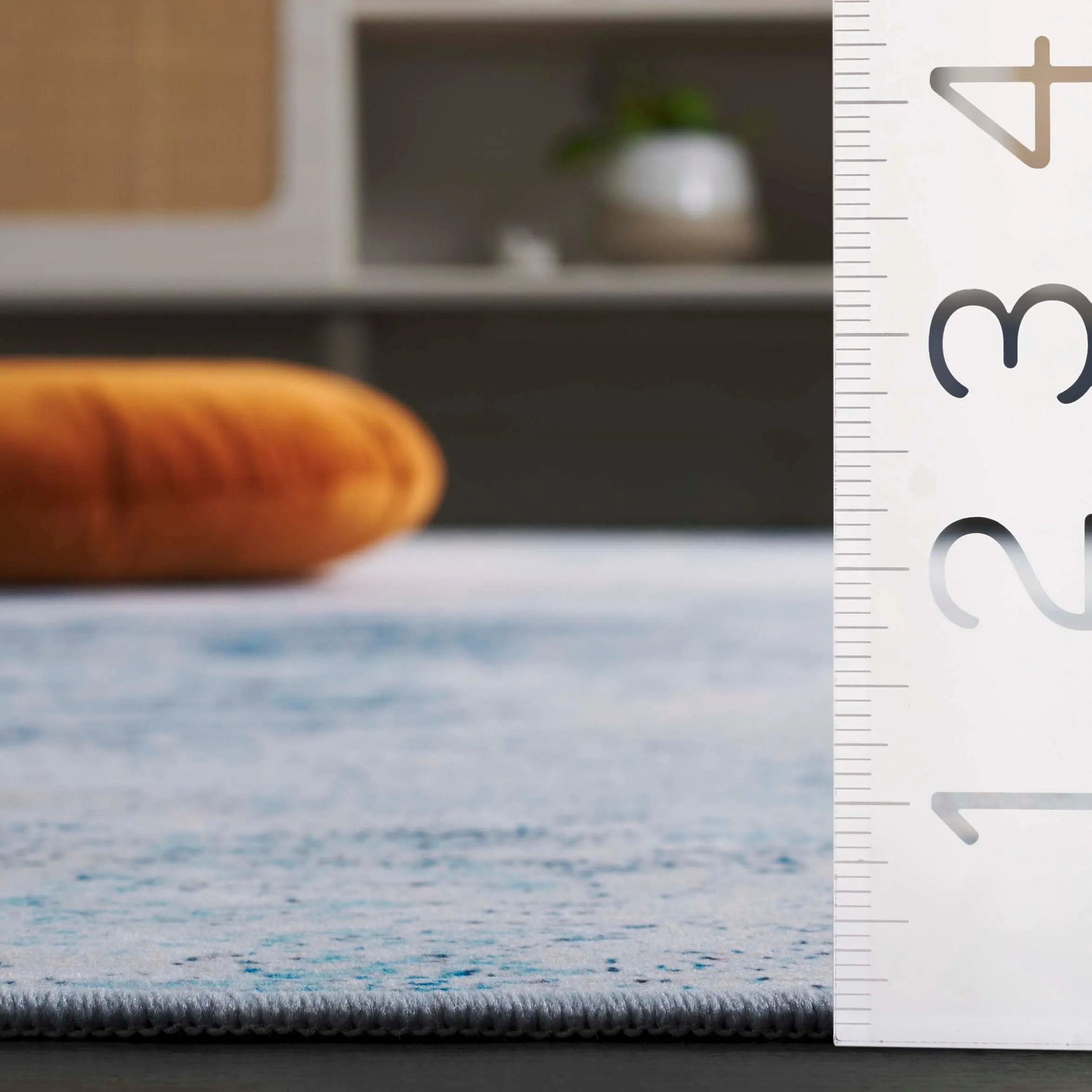 SAFAVIEH Tacoma Godi Mid-Century Modern Rug